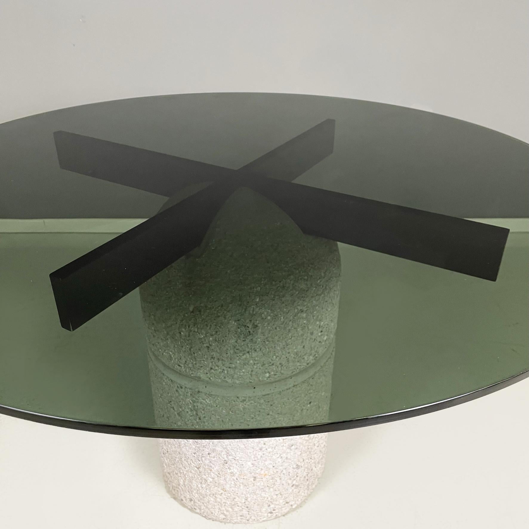 Italian modern Dining table Paracarro by Giovanni Offredi for Saporiti 1970s In Good Condition For Sale In MIlano, IT
