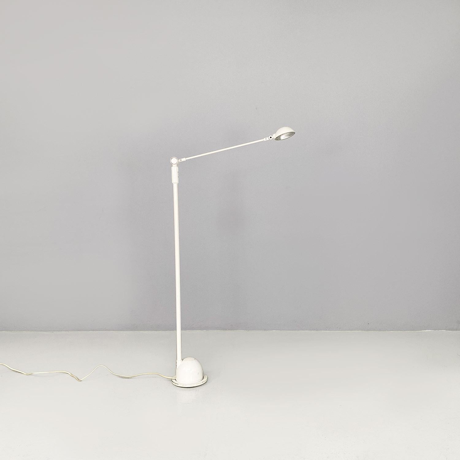 Post-Modern Italian modern directional white metal and plastic floor lamp, 1980s For Sale