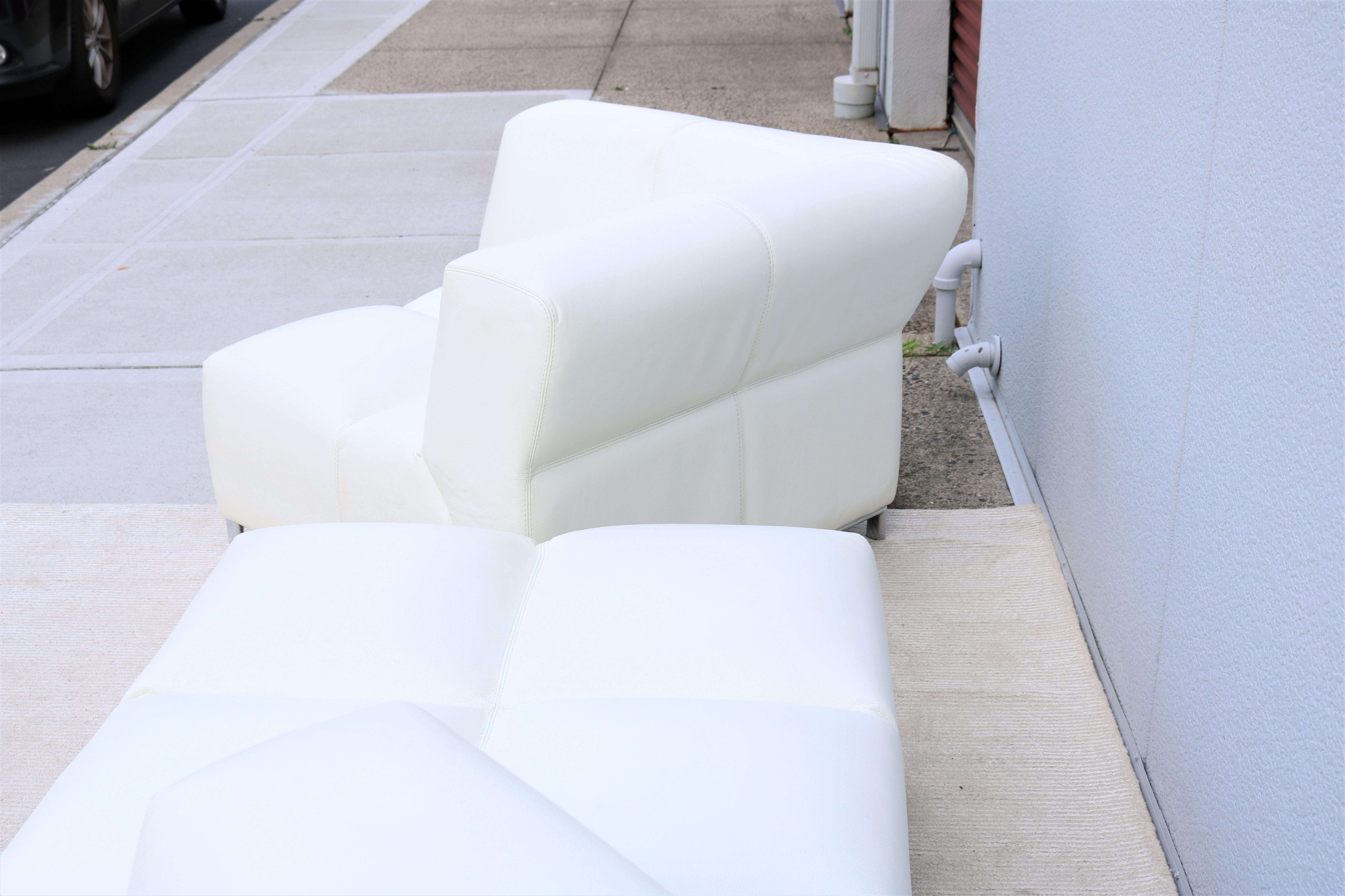 Italian Modern Domino Modular White Leather Sofa by Gamma Arredamenti For Sale 6