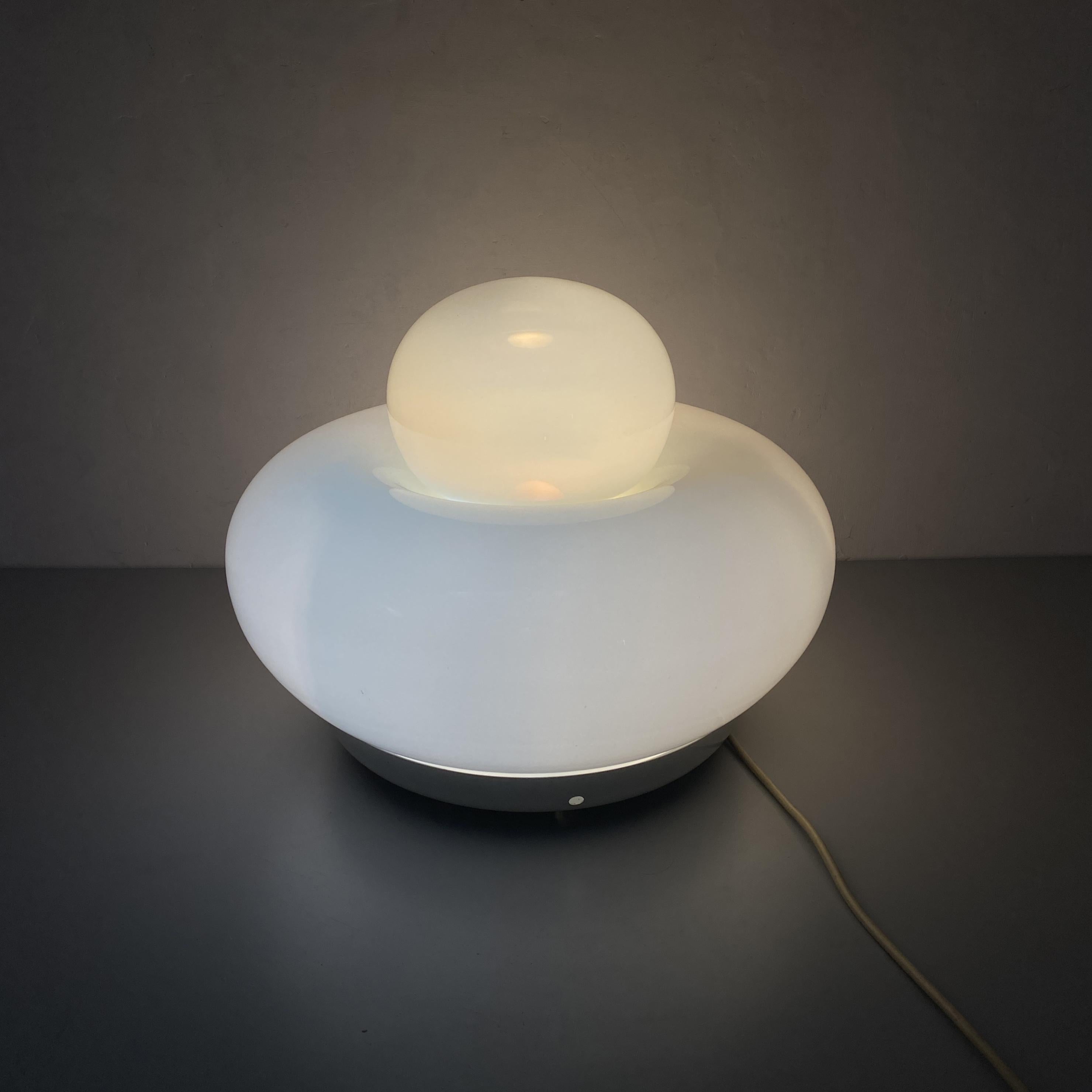Italian Modern Electra Table Lamp by Giuliana Gramigna for Artemide, 1968 For Sale 7