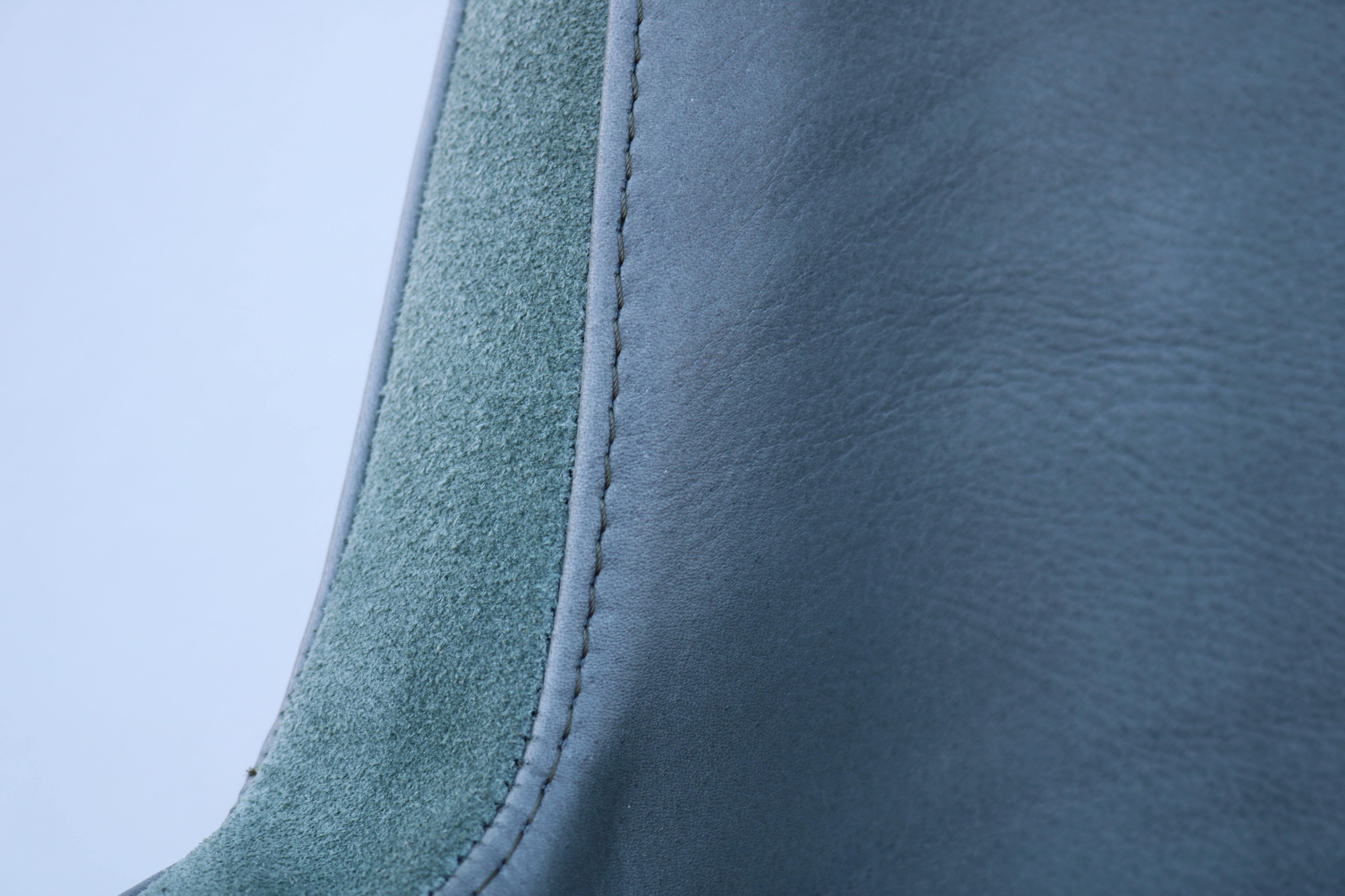 Italian Modern Emanuel Gargano & Anton Cristell for Amura Panis Leather Armchair For Sale 12