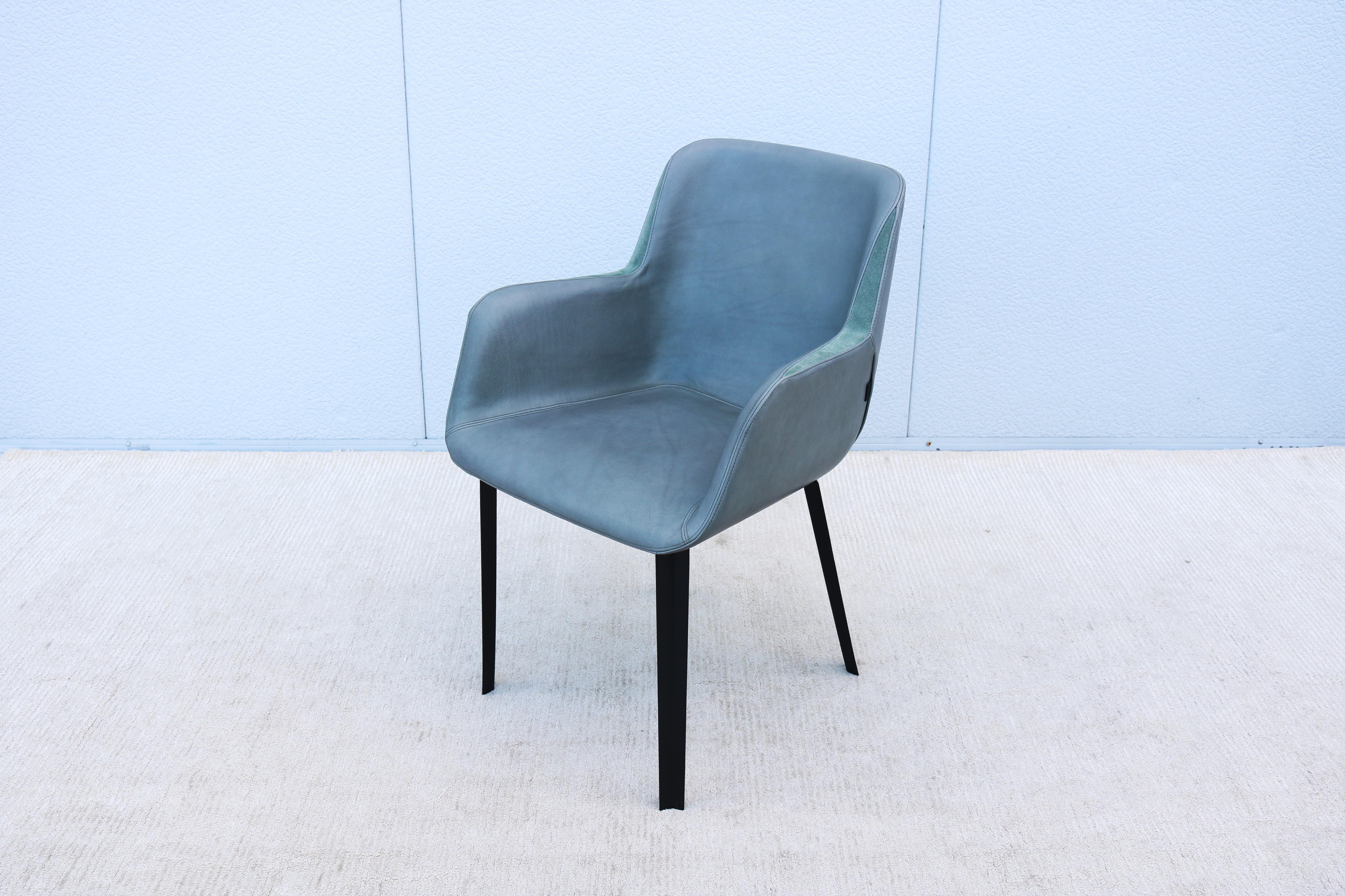 Fabulous Panis armchair designed by Emanuel Gargano and Anton Cristell and handcrafted in Italy by Amura.
The swift and essential lines shape the entire Panis armchair, creating visual interest and stability.
The shape of the shell is ergonomic,