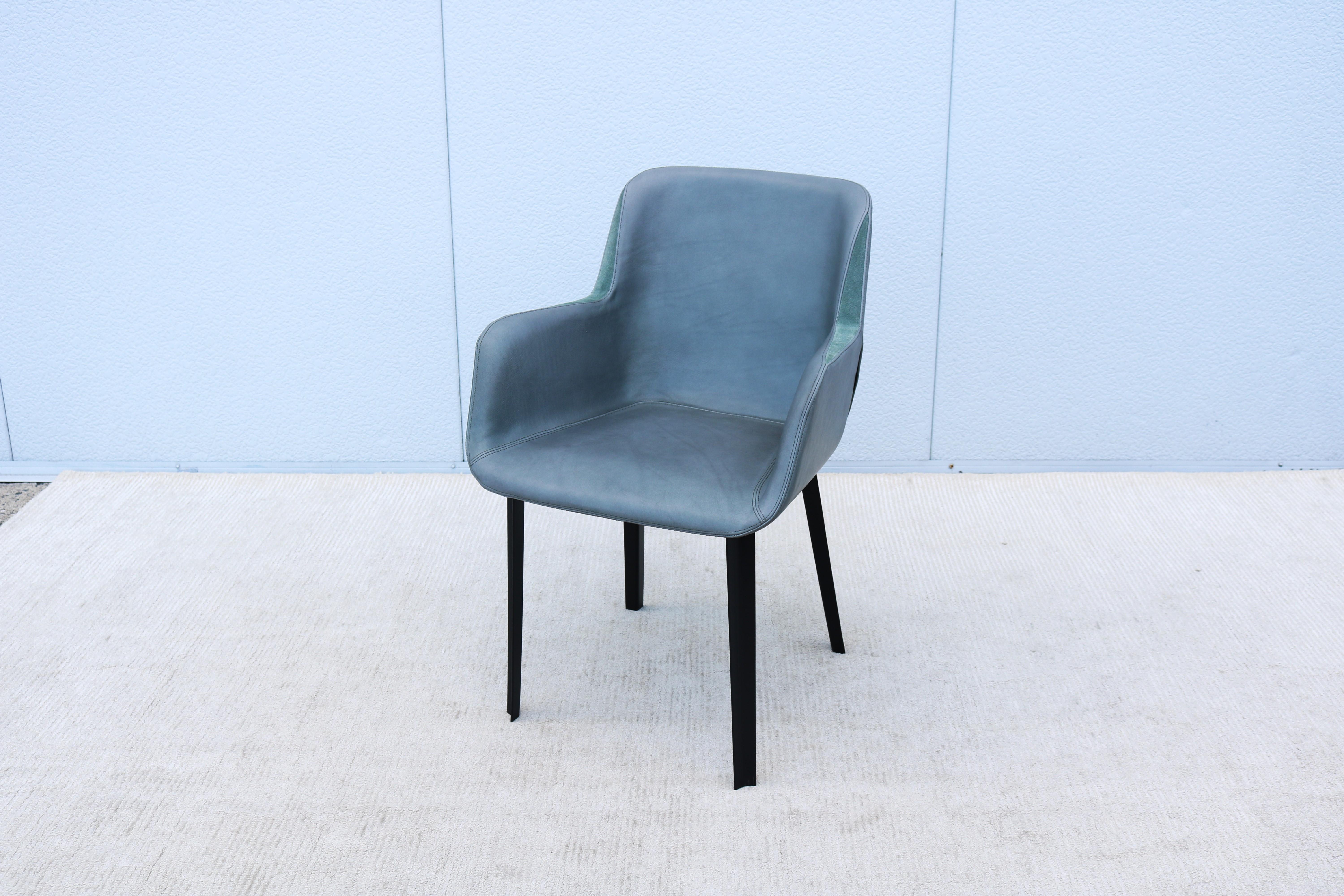 Italian Modern Emanuel Gargano & Anton Cristell for Amura Panis Leather Armchair In Excellent Condition For Sale In Secaucus, NJ