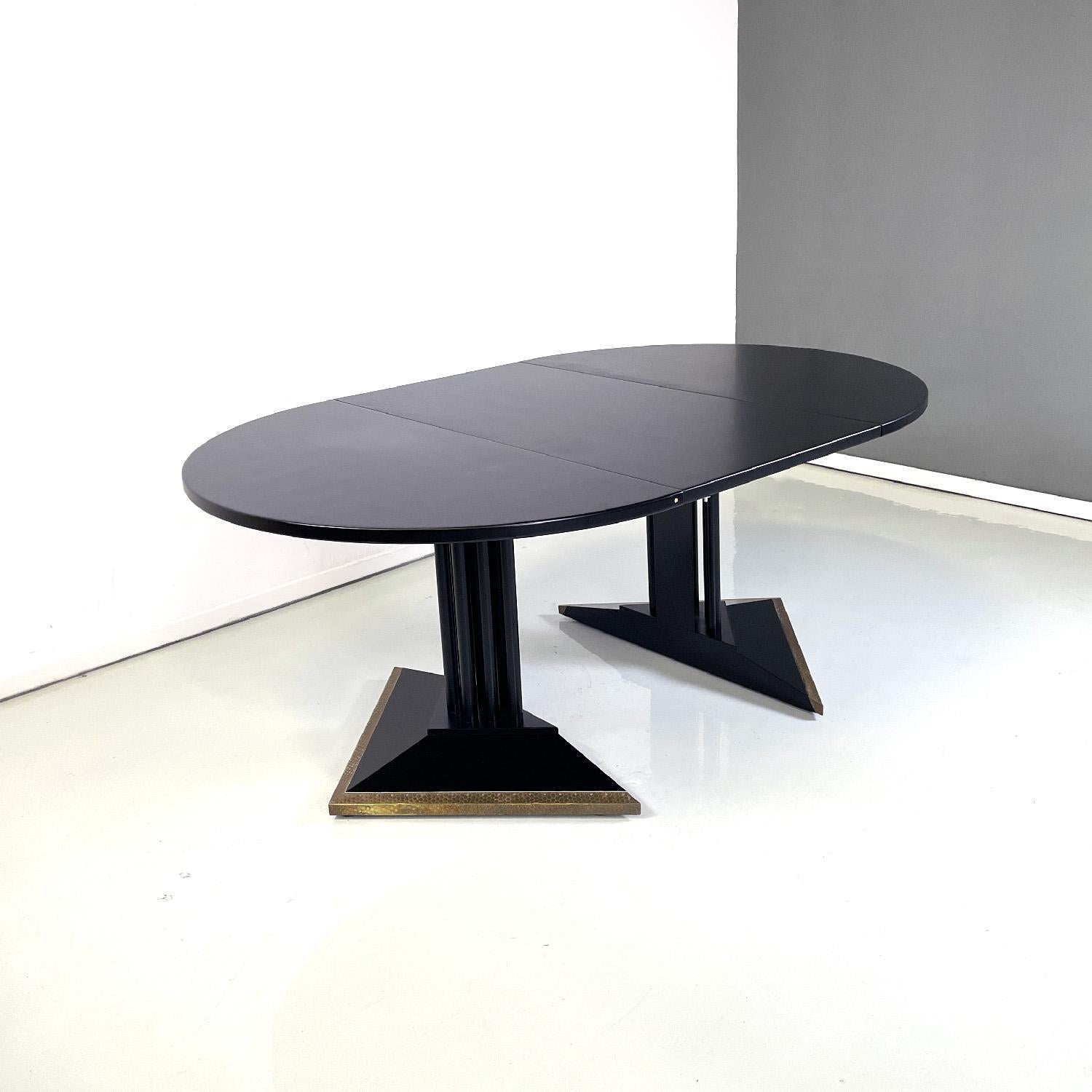 Late 20th Century Table de salle à manger italienne moderne extensible noire et dorée par Thonet, années 1990 en vente