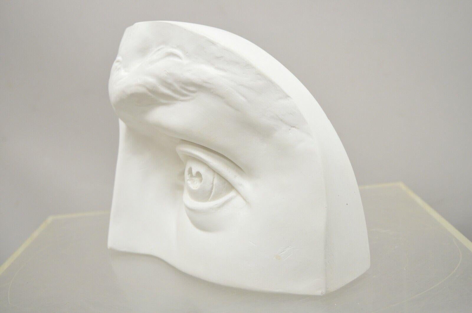 Italian Modern Eye of David Cast Plaster While Bookend Sculpture In Good Condition In Philadelphia, PA