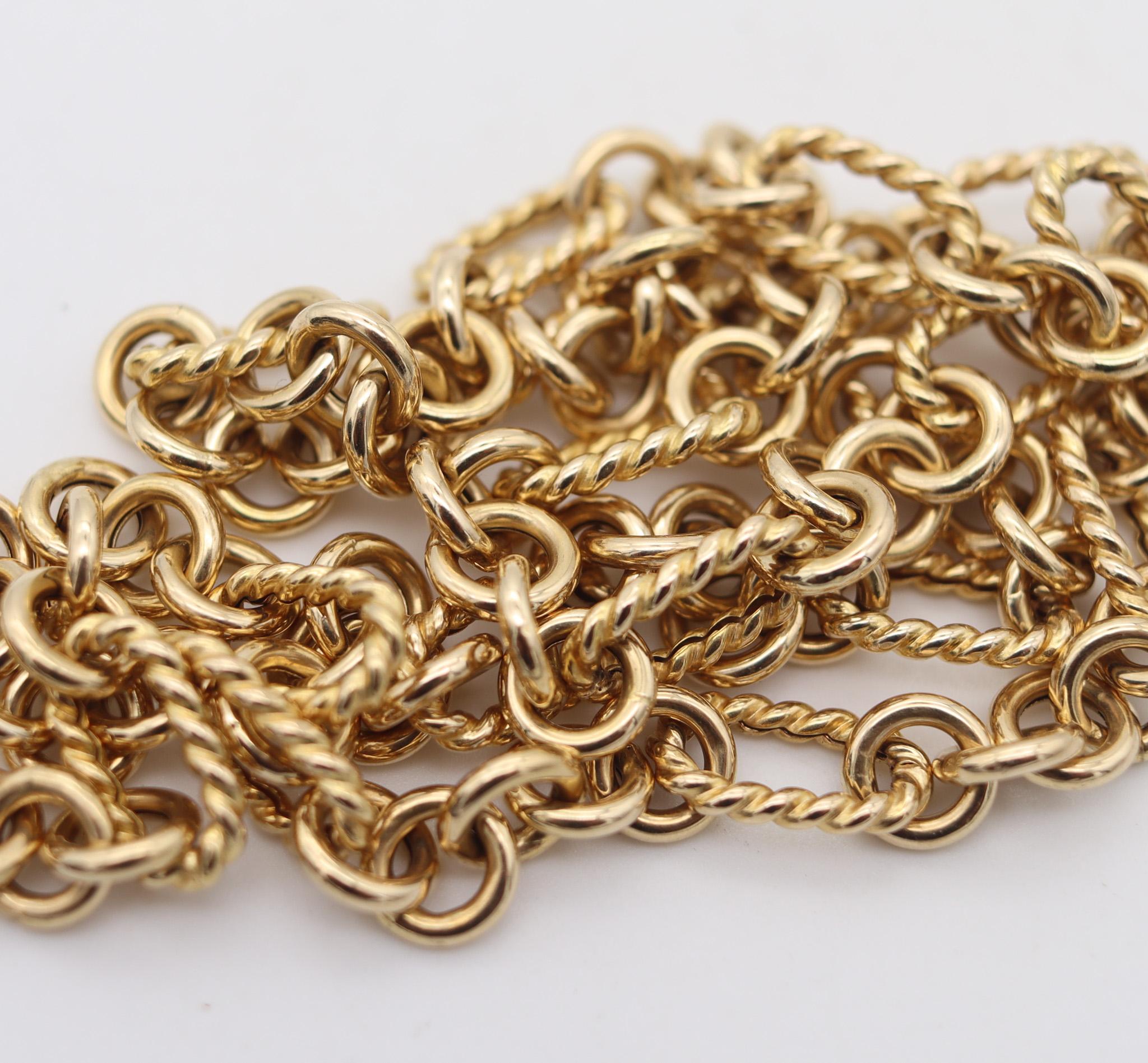 Italian Modern Fancy Twisted Links Long Chain In 14Kt Yellow Gold For Sale 1
