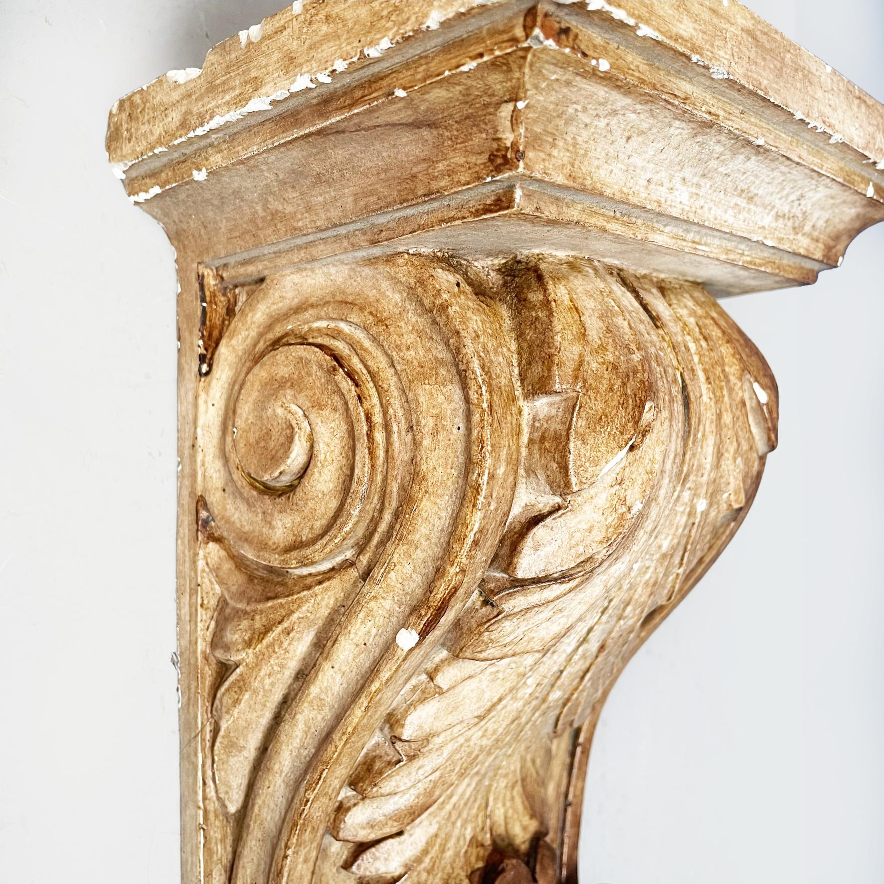 Italian Modern Finely Worked Capitals in Brown Plaster, 1990s For Sale 4