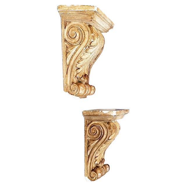 Italian Modern Finely Worked Capitals in Brown Plaster, 1990s For Sale