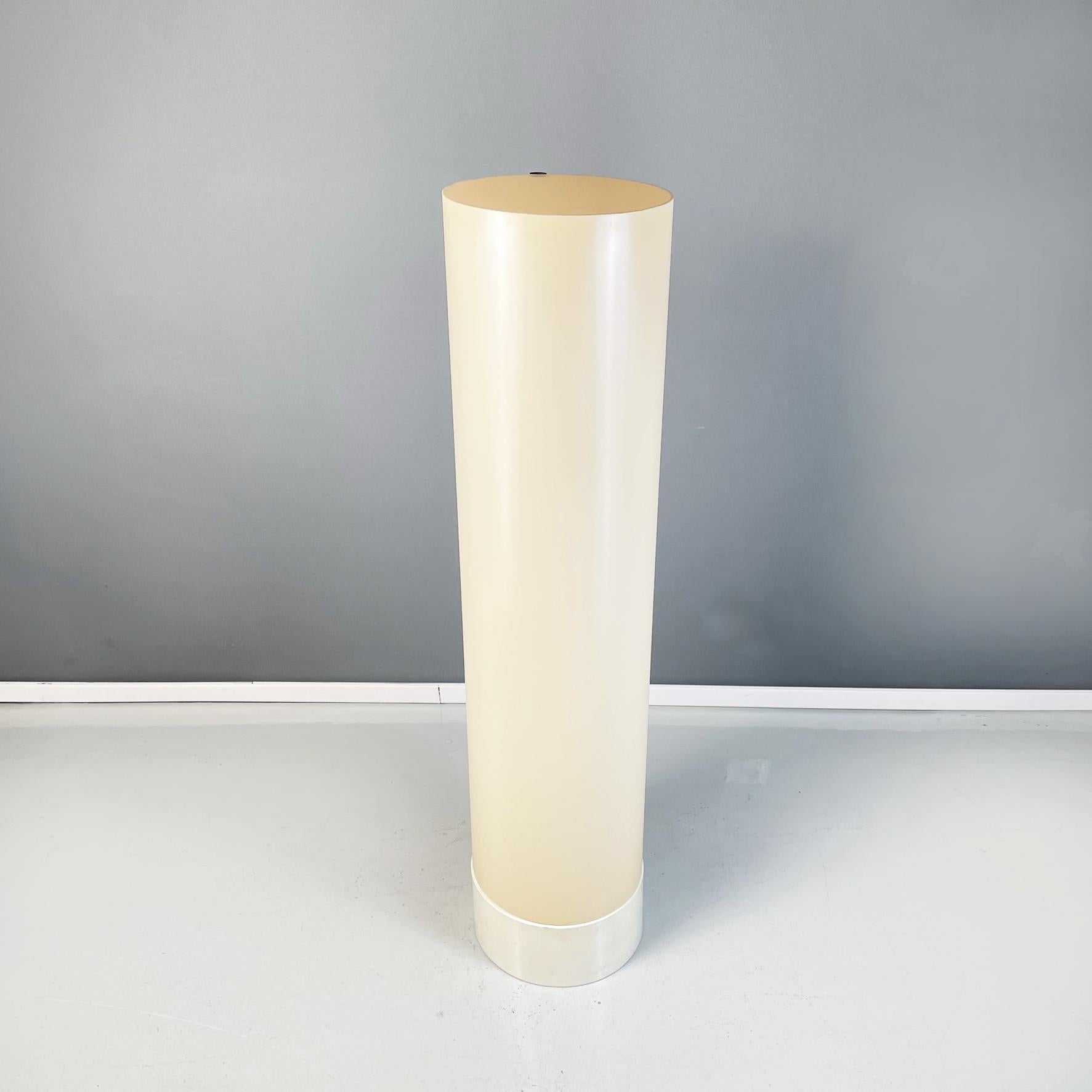 PVC Italian Modern Floor Lamp Mod. Flu by Giuliana Gramigna for Quattrifolio, 1970s For Sale