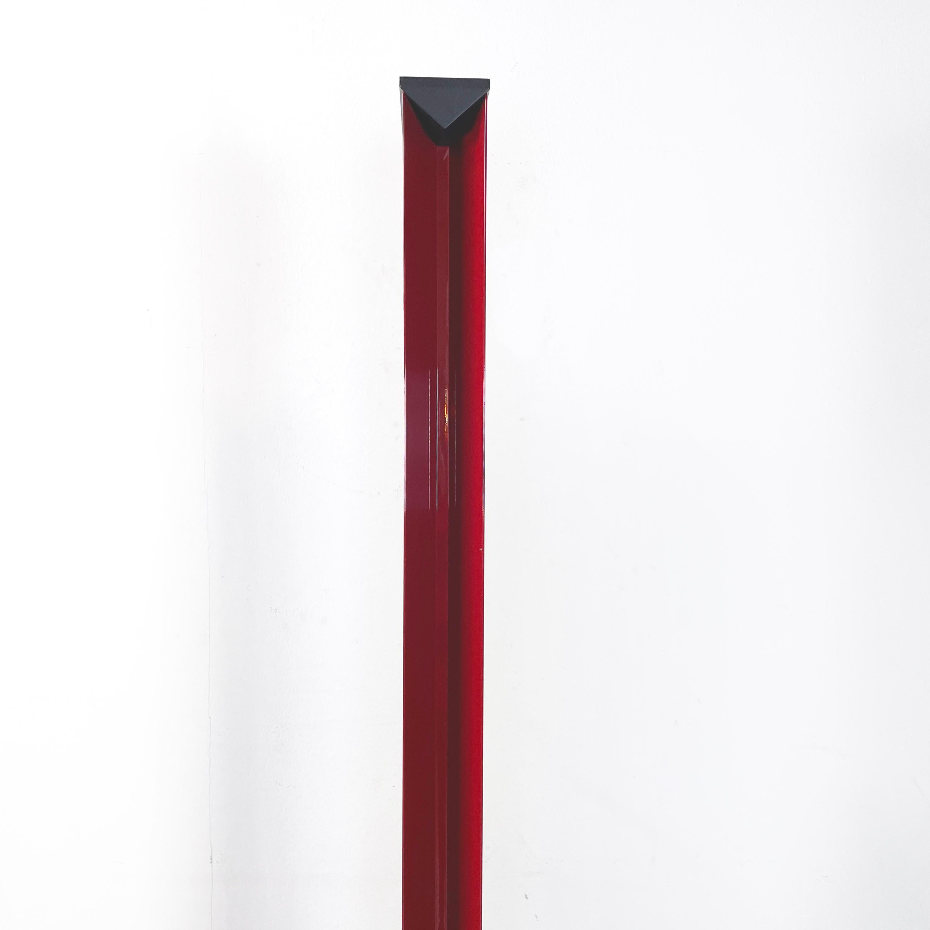 Metal Italian modern Floor lamps in red metal and black plastic by Relco, 1990s For Sale