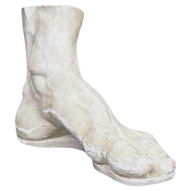 Italian Modern Foot Statue in Light Beige Plaster, 1970s For Sale