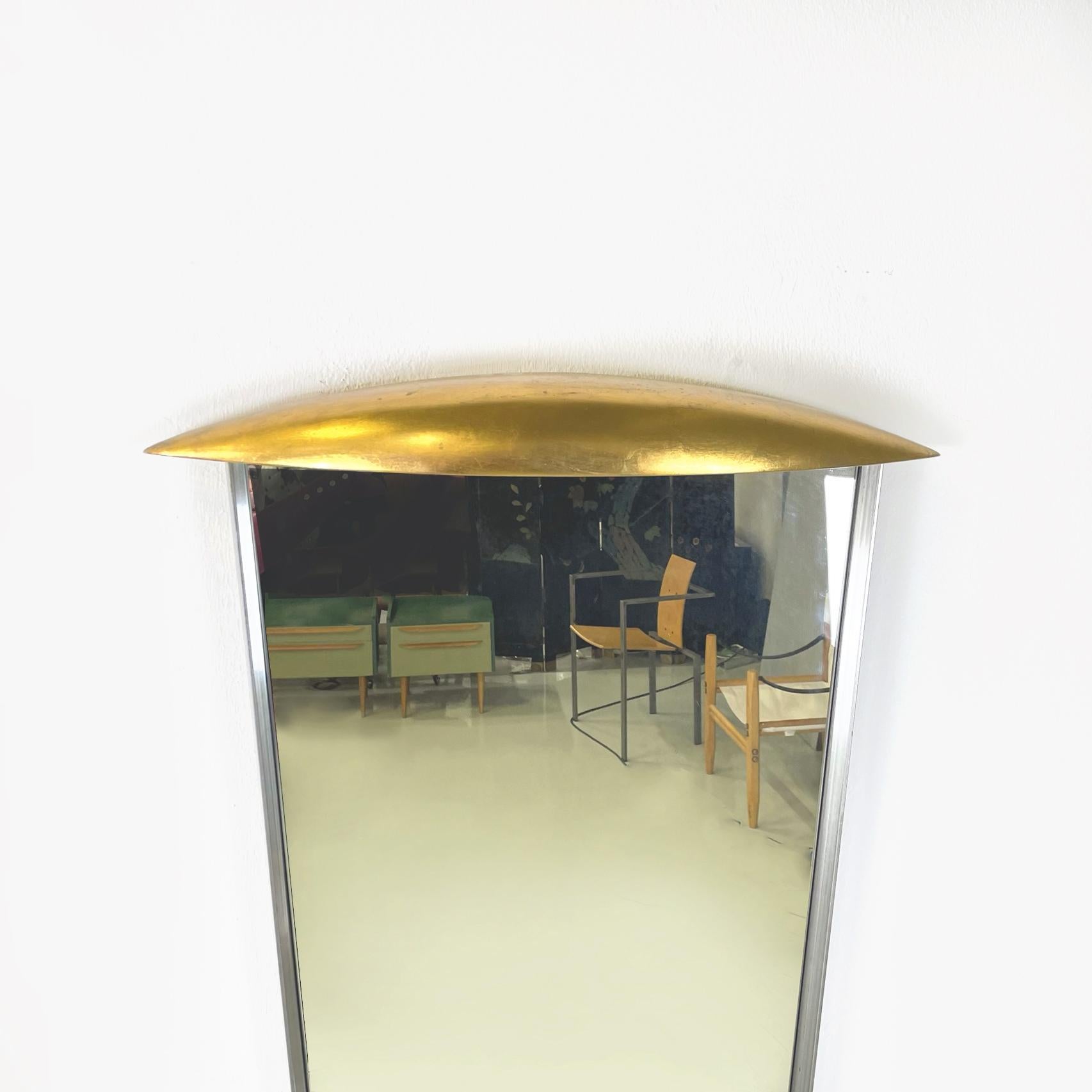 Italian Modern Full-Length Wall Mirror in Gold Wood and Metal, 1980s For Sale 1