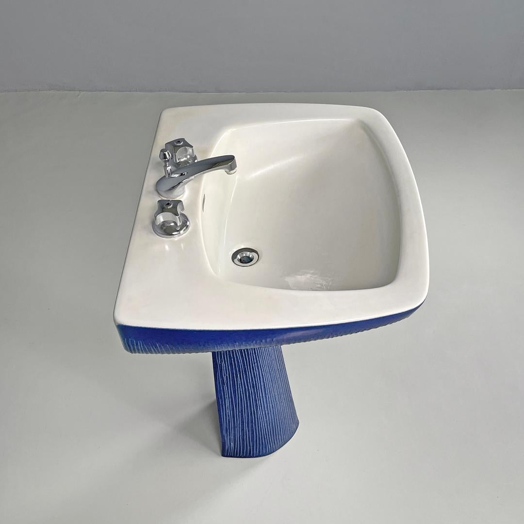 Italienischer moderner blauer Gardena-Keramikgefäß aus Keramik von Antonia Campi Richard Ginori, 1970er Jahre im Angebot 3