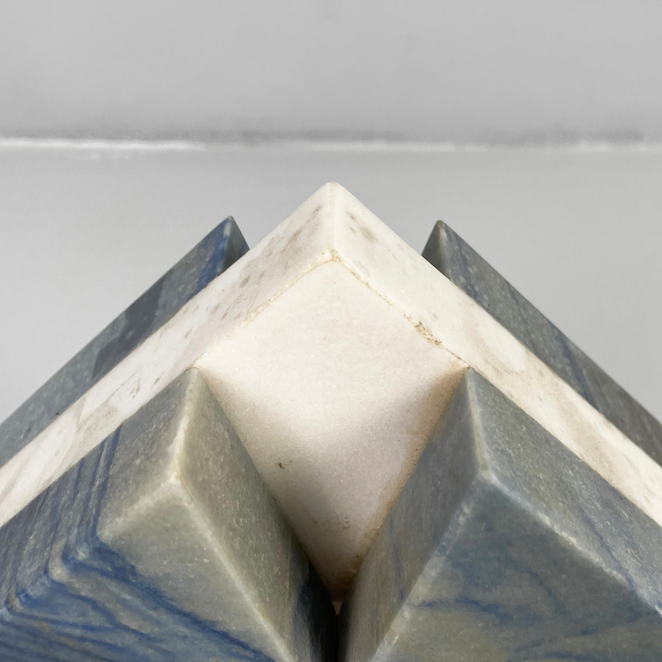 Marble Italian modern geometric sculptures in white, blue and pink marble, 1980s For Sale