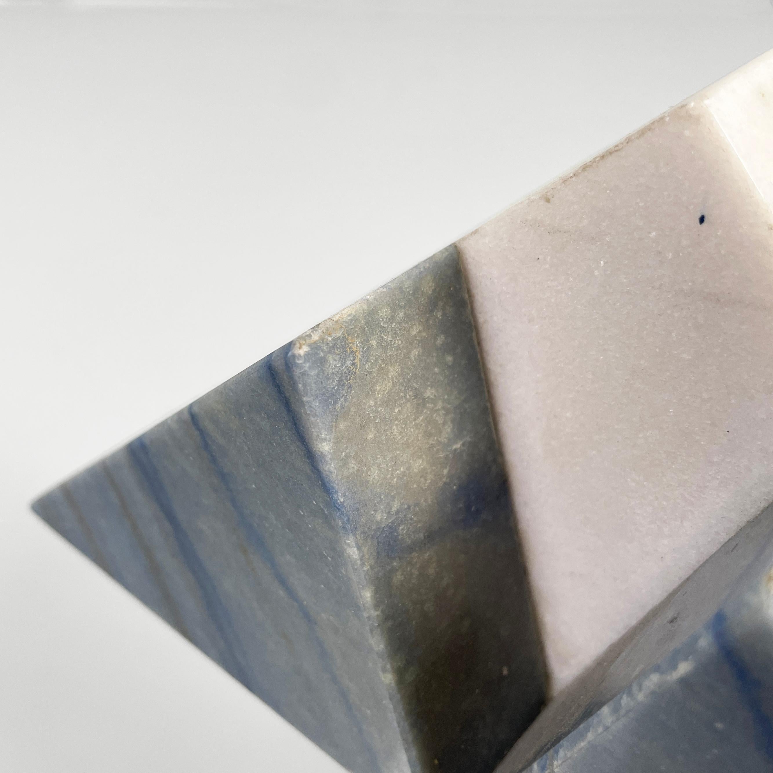 Italian modern geometric sculptures in white, blue and pink marble, 1980s For Sale 3