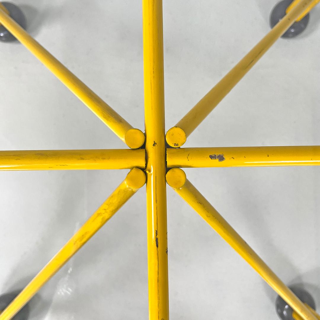 Italian modern geometric yellow painted metal rod coffee table, 1980s For Sale 2