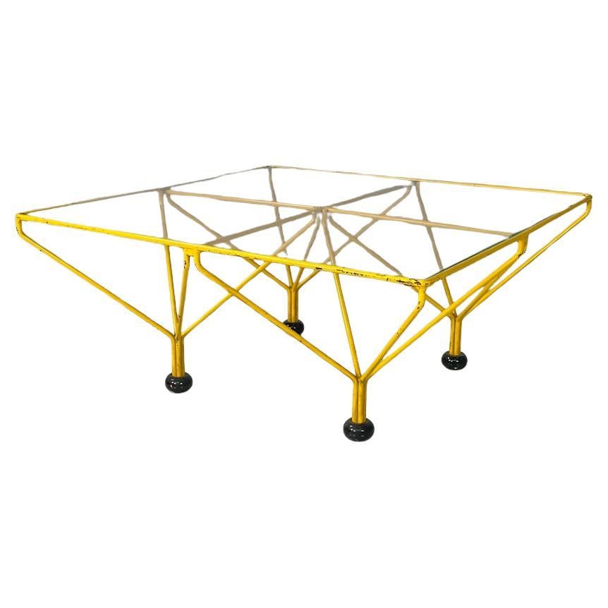 Italian modern geometric yellow painted metal rod coffee table, 1980s For Sale