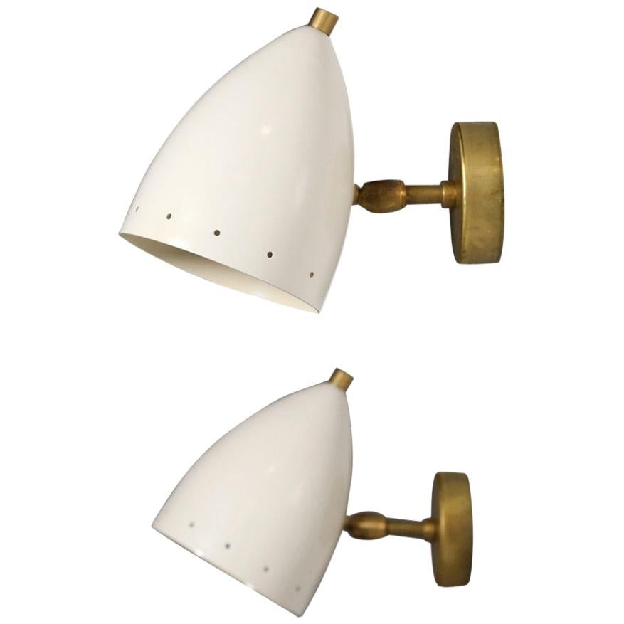 Lampes murales modernes italiennes "Gina" Style Stilnovo, appliques de chevet