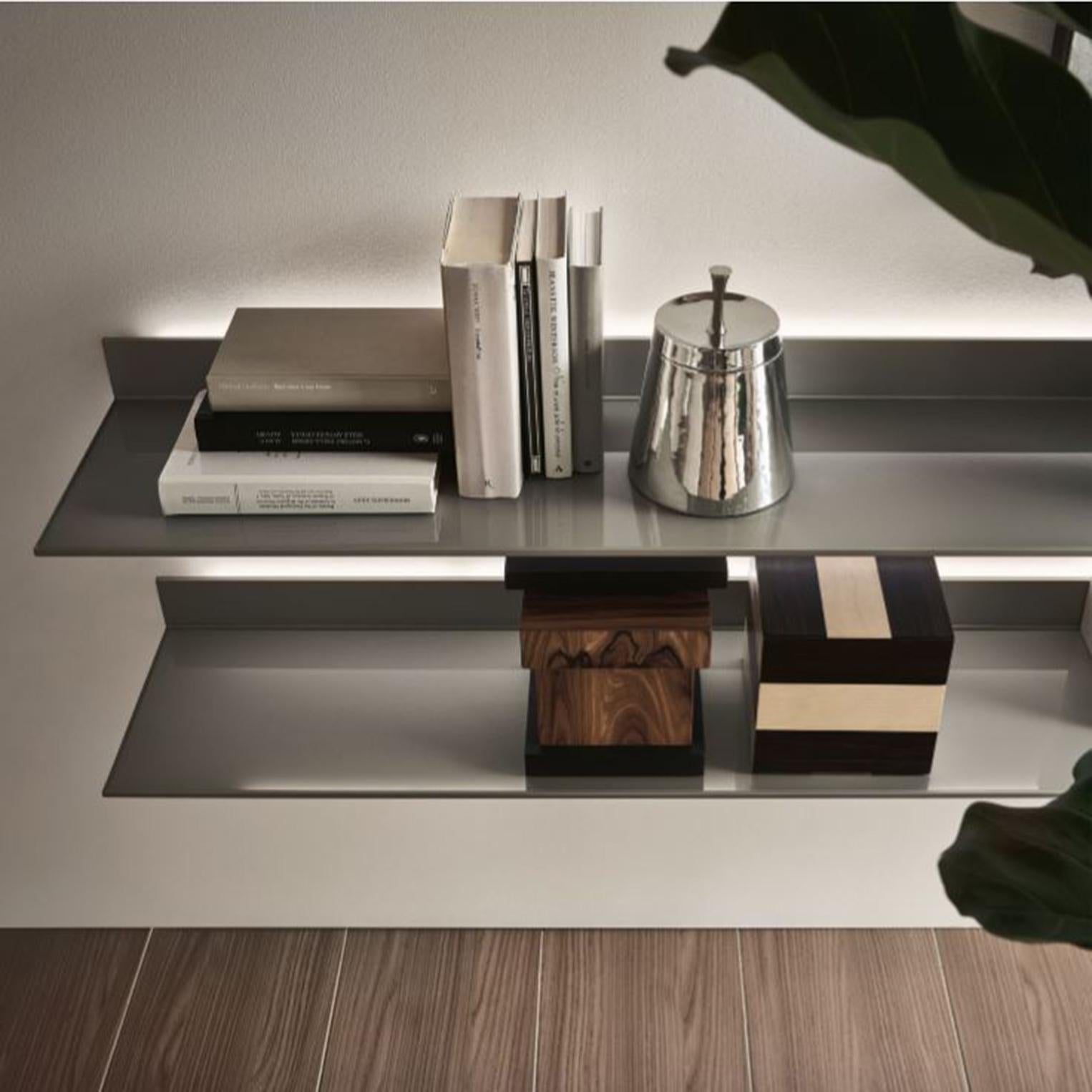 Italian Modern Glass and Aluminum Wall Mounted Shelf In New Condition For Sale In Boston, MA