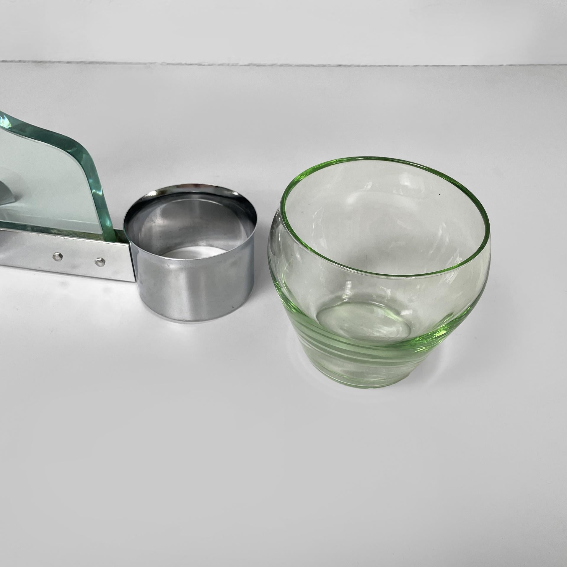 Brosse de toilette italienne moderne en verre et métal, 1970 en vente 8