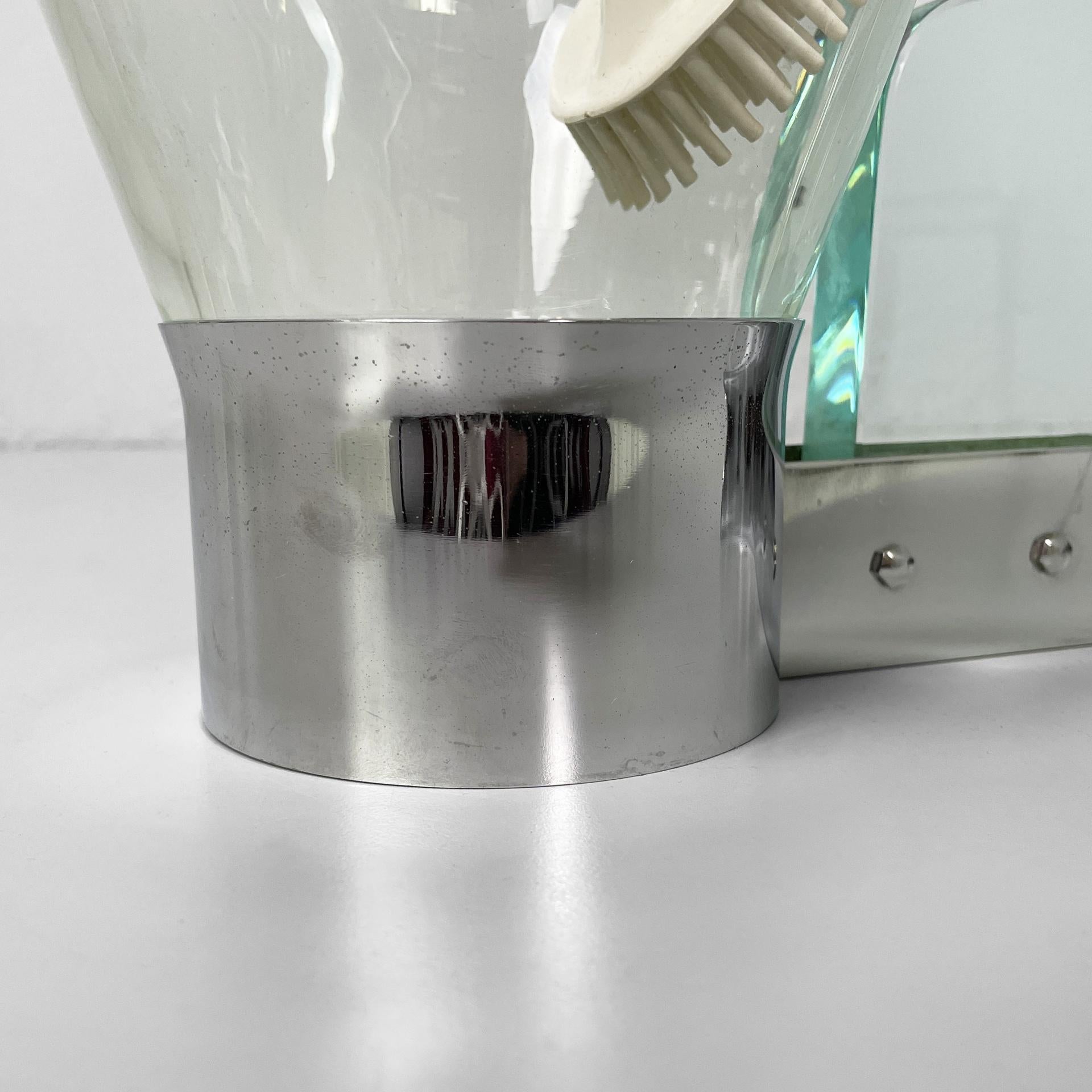 Brosse de toilette italienne moderne en verre et métal, 1970 en vente 9