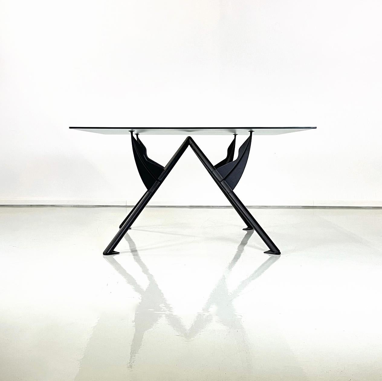 Italian modern glass and metal Dining table mod. President by Philippe Starck for Baleri Italia, 1984
Dining table mod. President with square glass top and black painted metal structure. The top has a glossy and smooth finish on the upper part and