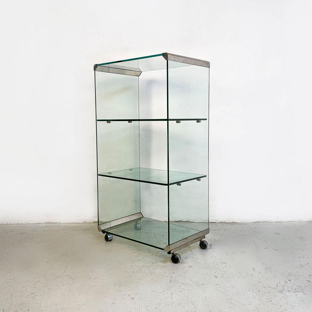 Late 20th Century Italian Modern Glass Exhibitor Bookcase on Wheels by Gallotti & Radice, 1970s For Sale