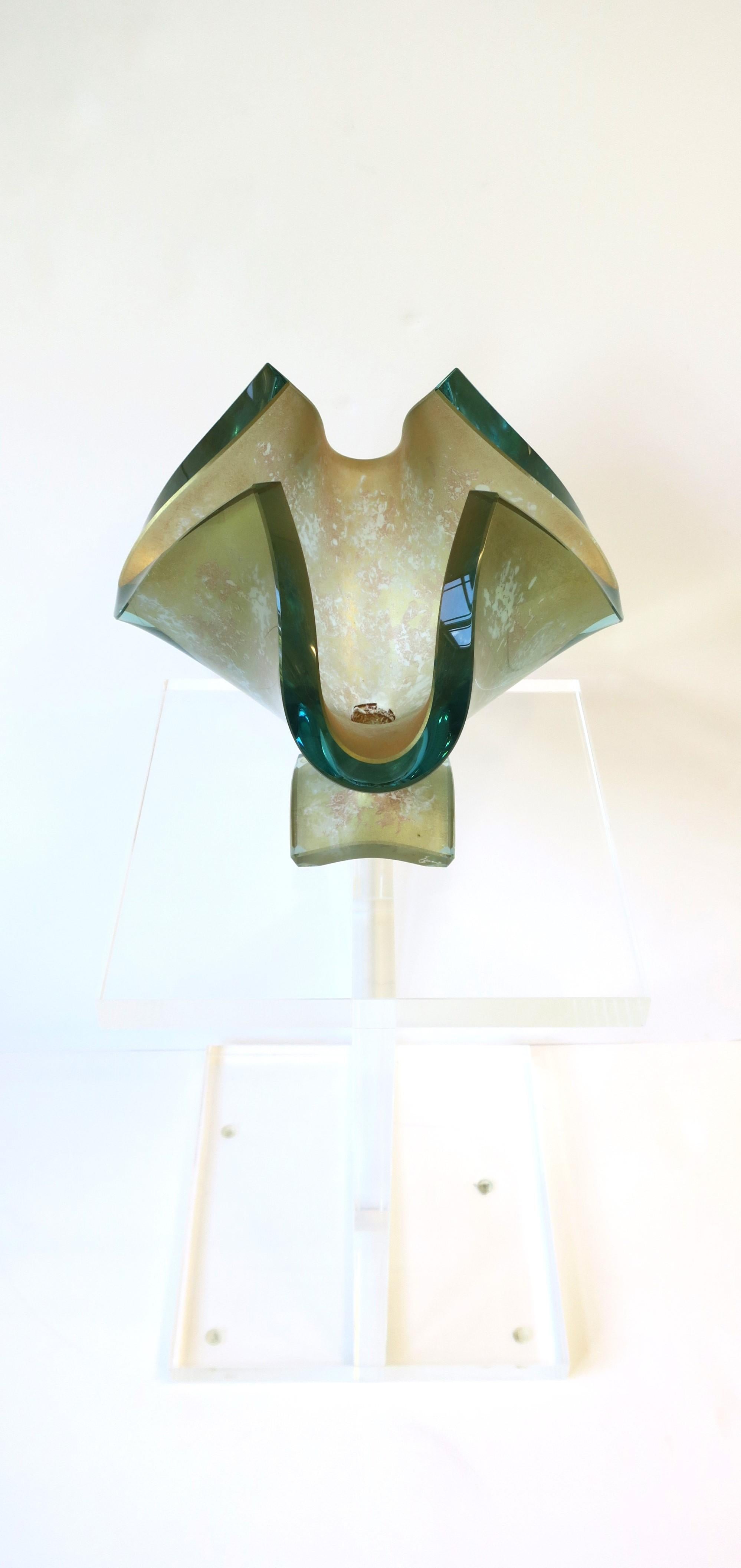 Italian Modern Glass Handkerchief Vessel Vase Compote Sculpture, 20th Century For Sale 2