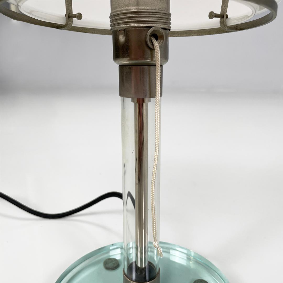 Lampe de table moderne italienne en verre et métal WG 24 Wilhelm Wagenfeld Tecnolumen, années 1980 en vente 3
