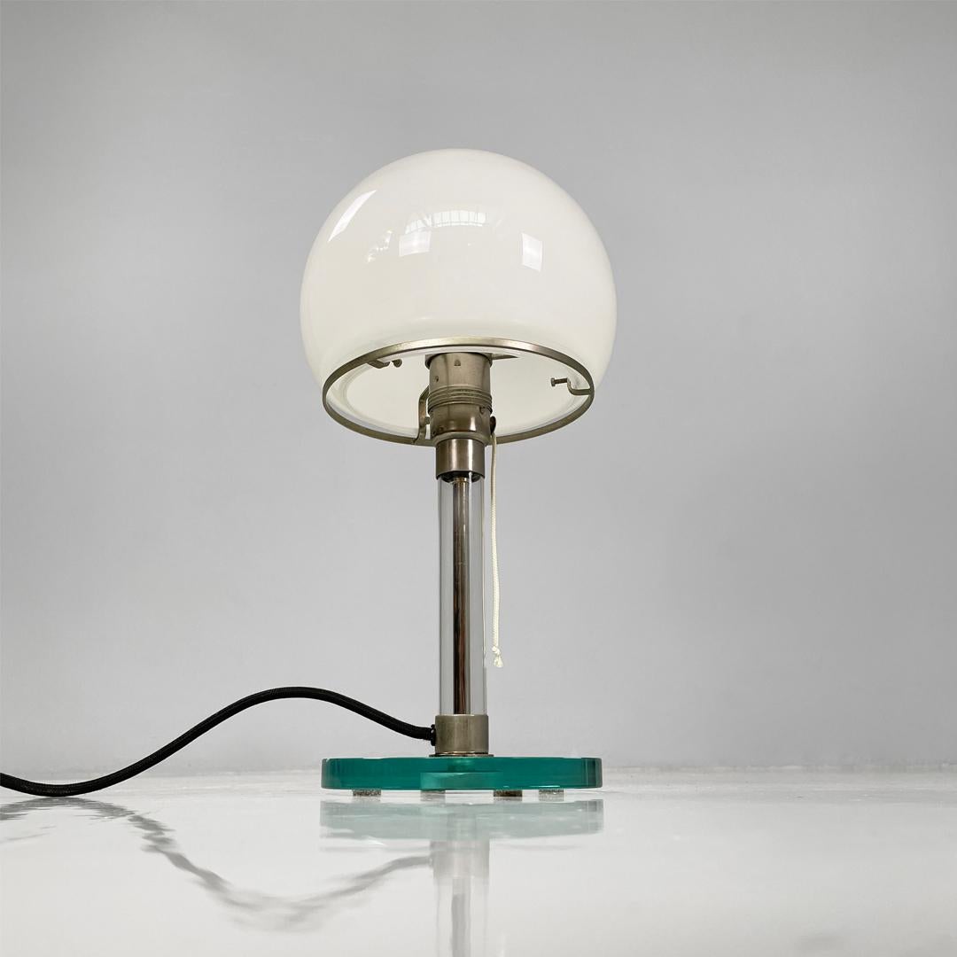 Fin du 20e siècle Lampe de table moderne italienne en verre et métal WG 24 Wilhelm Wagenfeld Tecnolumen, années 1980 en vente