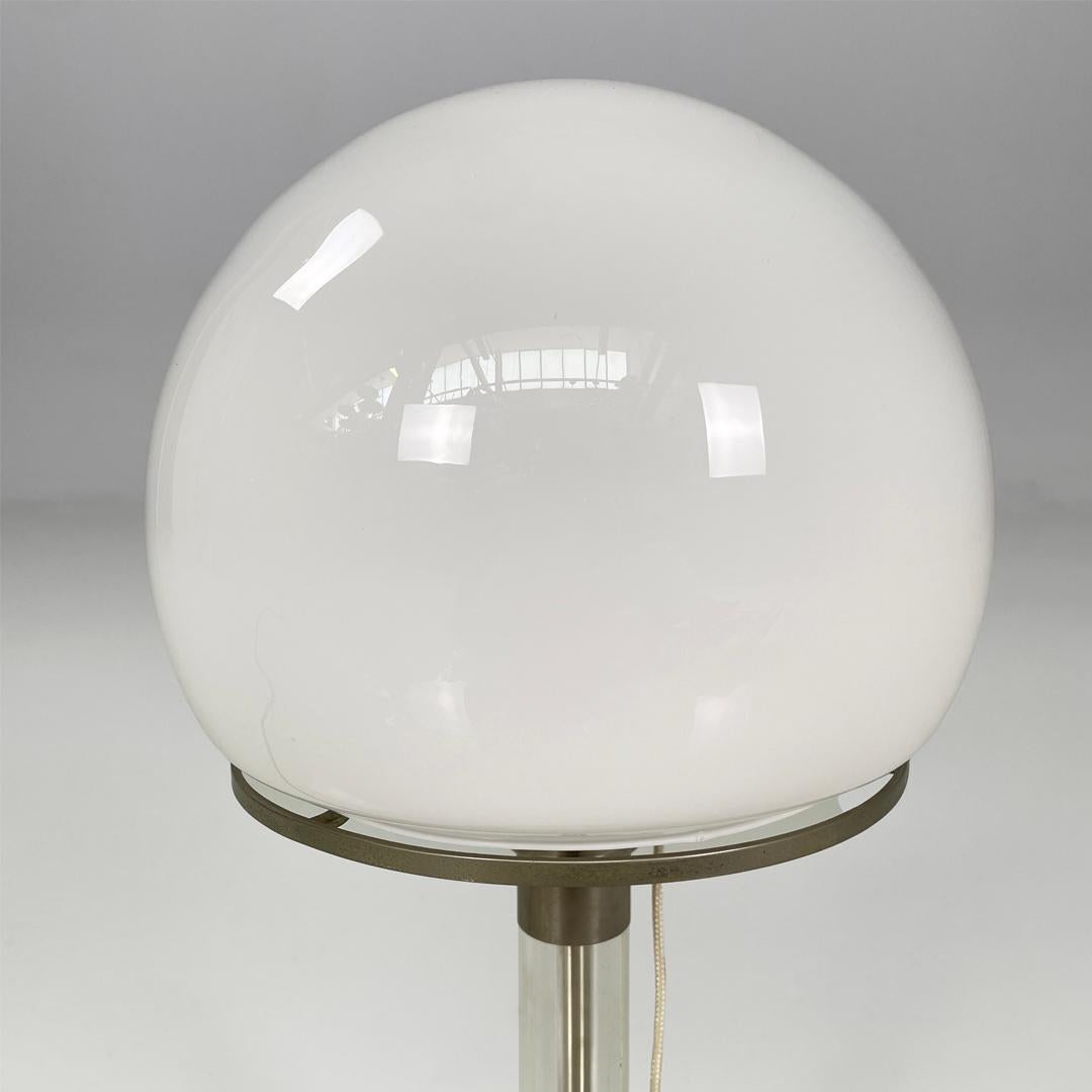 Métal Lampe de table moderne italienne en verre et métal WG 24 Wilhelm Wagenfeld Tecnolumen, années 1980 en vente