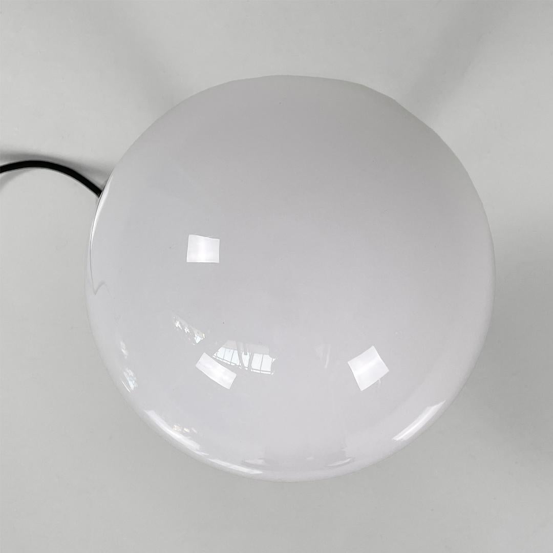 Lampe de table moderne italienne en verre et métal WG 24 Wilhelm Wagenfeld Tecnolumen, années 1980 en vente 2