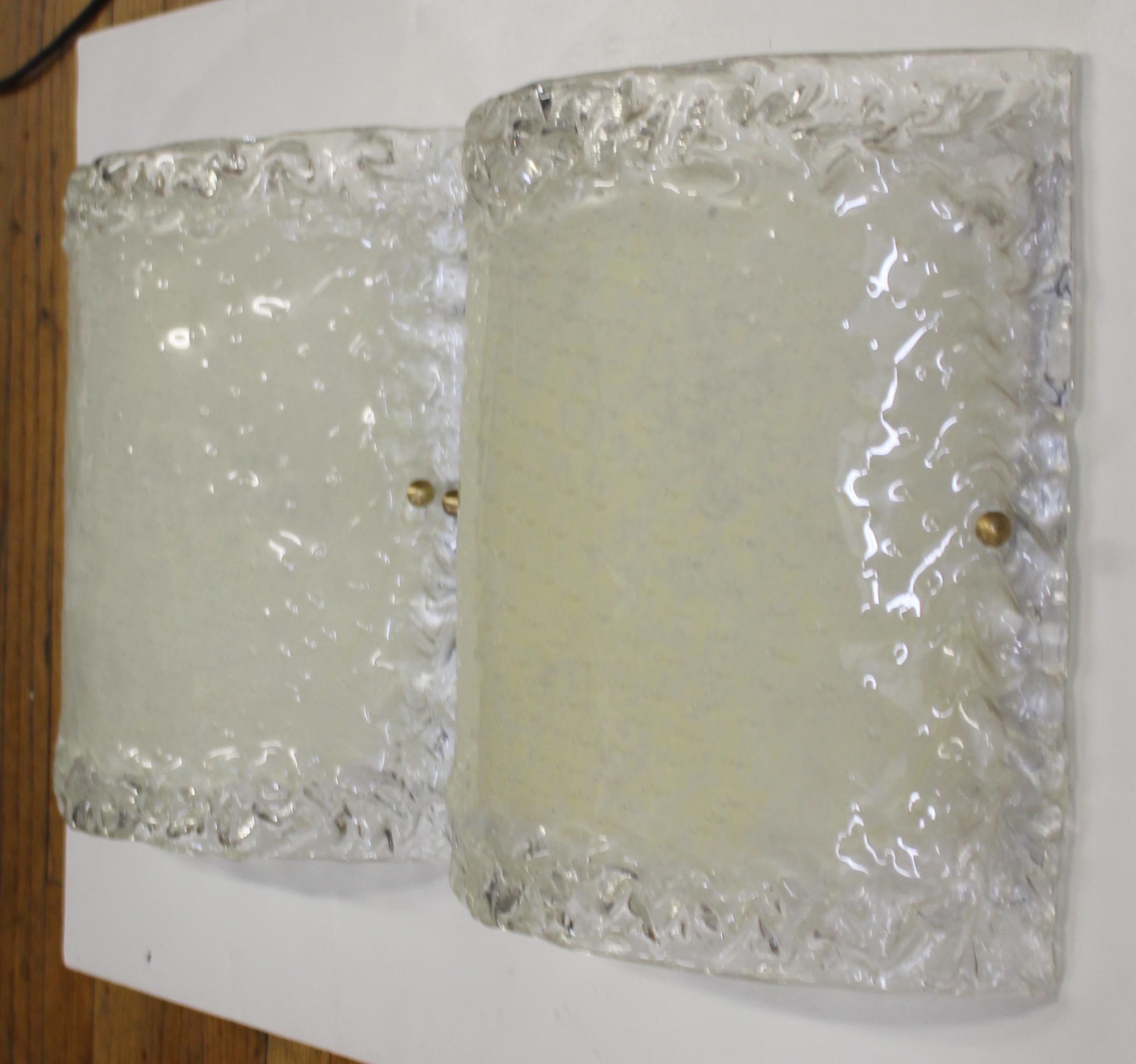 Italian Modern Glass Sconces In Good Condition In New York, NY