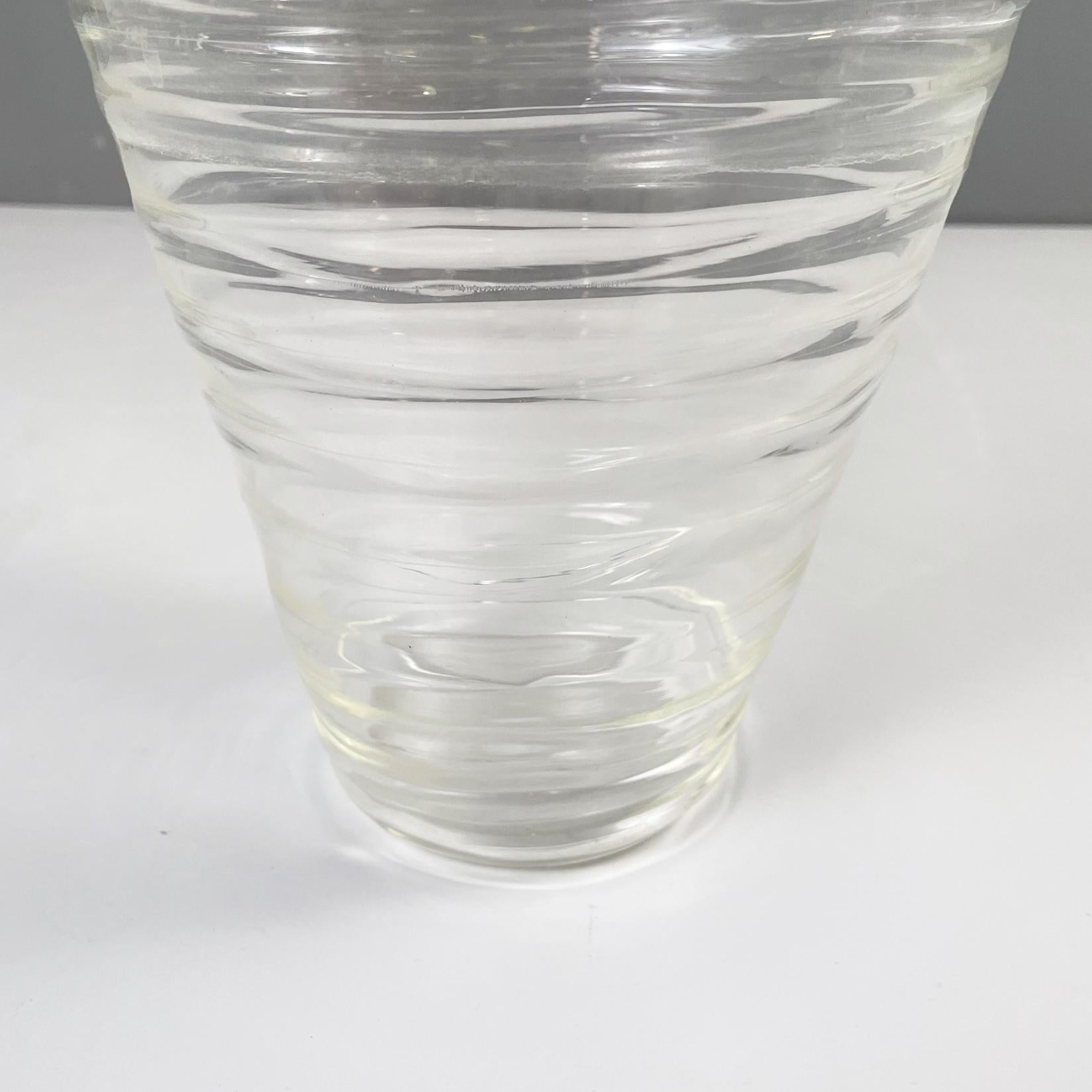 Italian modern Glass vase with round shape and spiral by Roberto Faccioli, 1990s For Sale 3