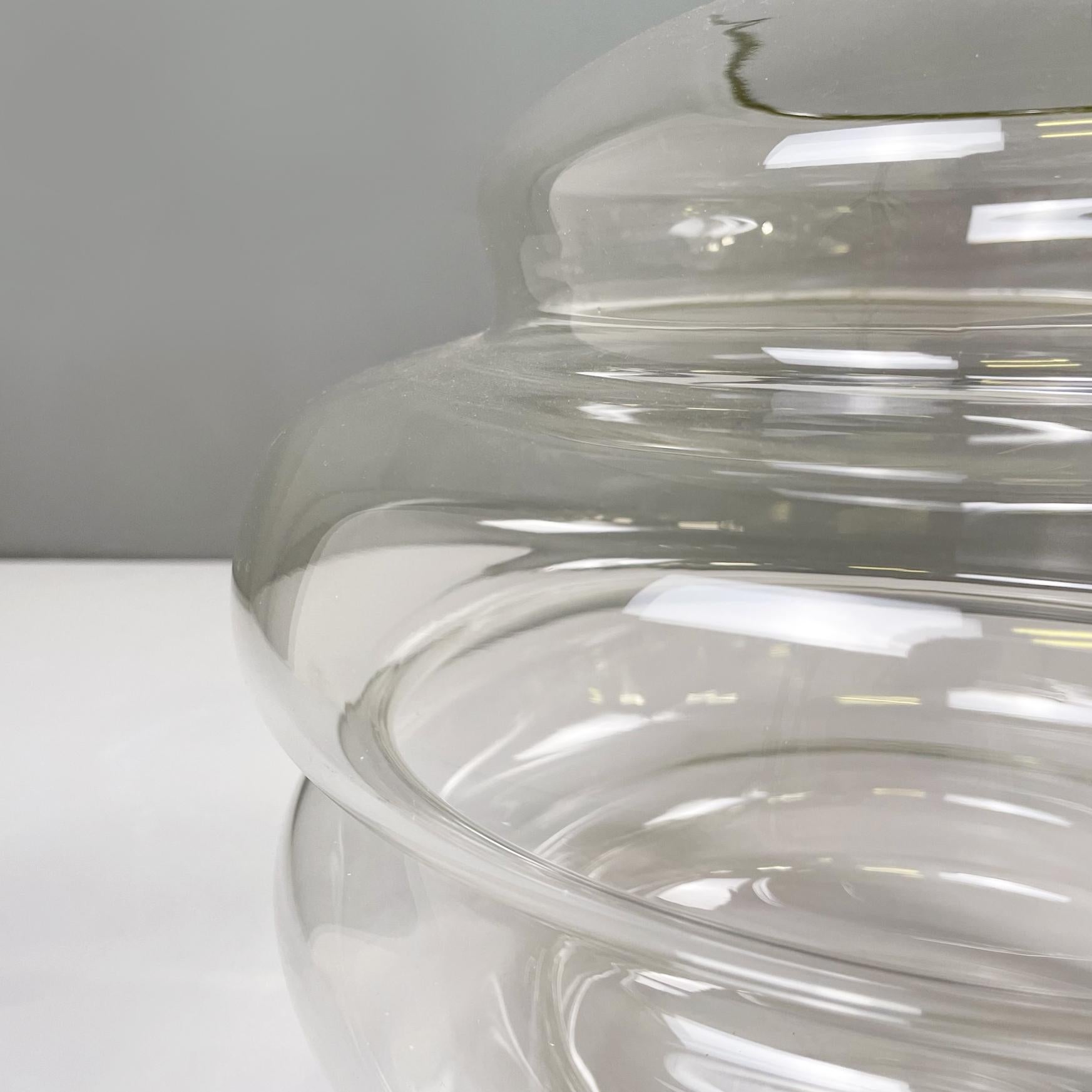 Italian modern Glass vase with round shape by Roberto Faccioli, 1990s For Sale 2