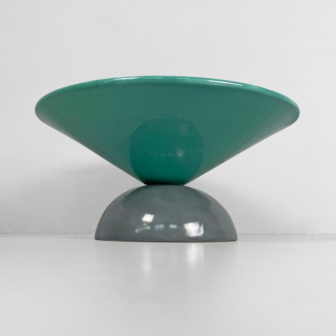 Late 20th Century Italian modern glazed ceramic round centerpiece by Baldelli, 1990s For Sale
