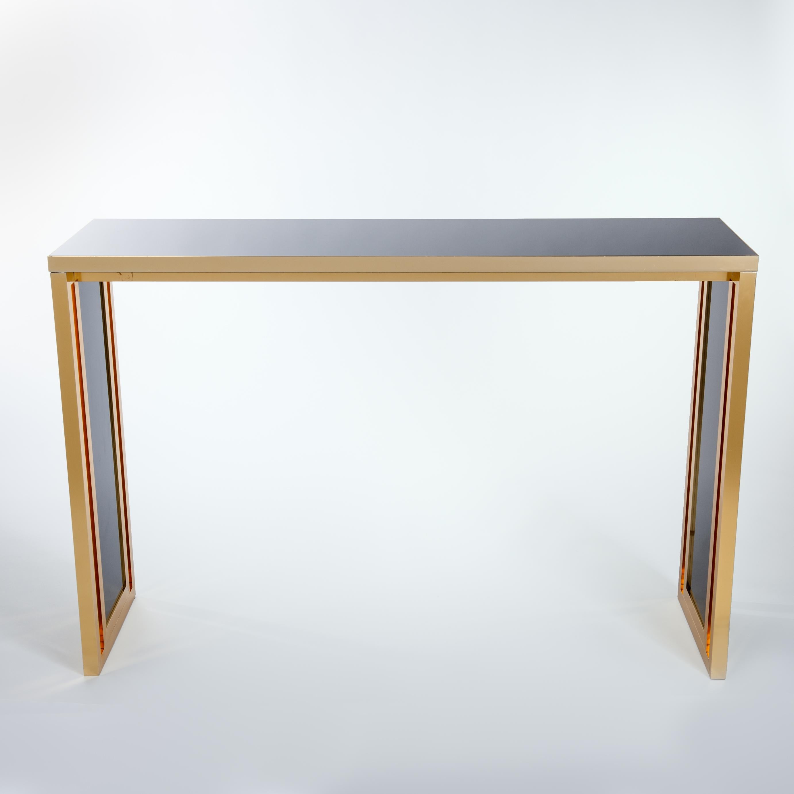 Table console moderne italienne en or et laiton noir par Willy Rizzo pour Mario Sabot Bon état - En vente à Salzburg, AT