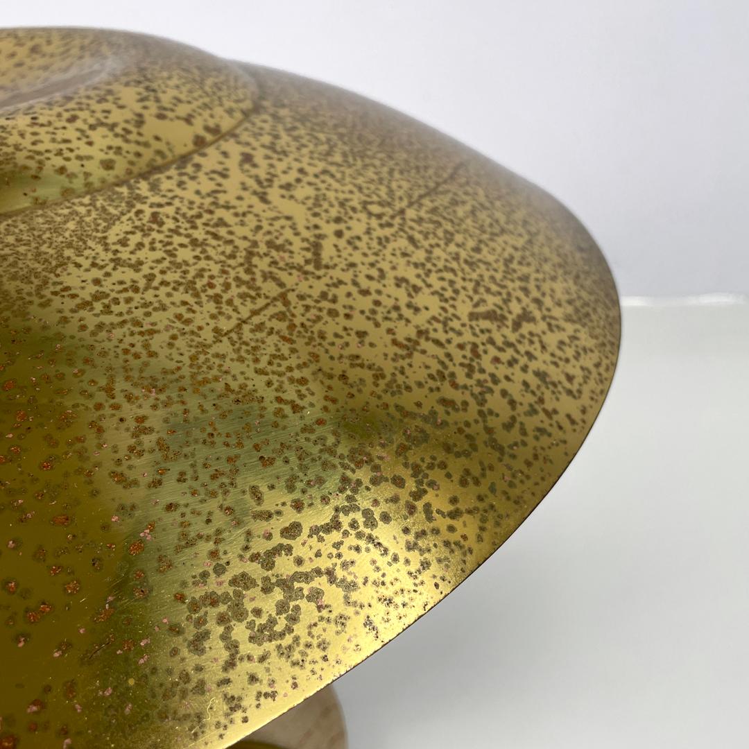 Lampe de table moderne italienne en laiton doré avec une base ronde en marbre beige, 1970 en vente 7