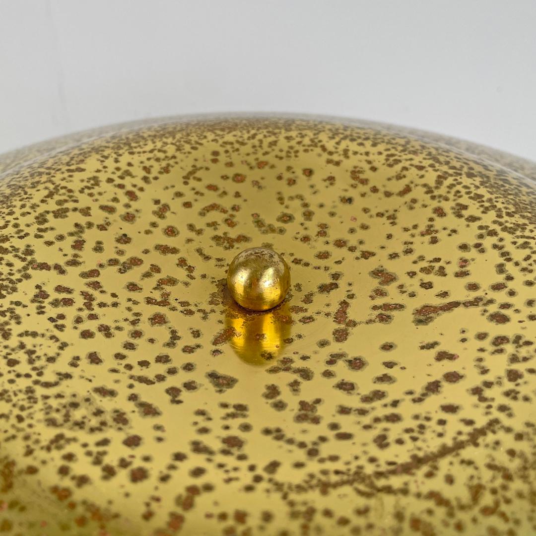 Lampe de table moderne italienne en laiton doré avec une base ronde en marbre beige, 1970 en vente 2