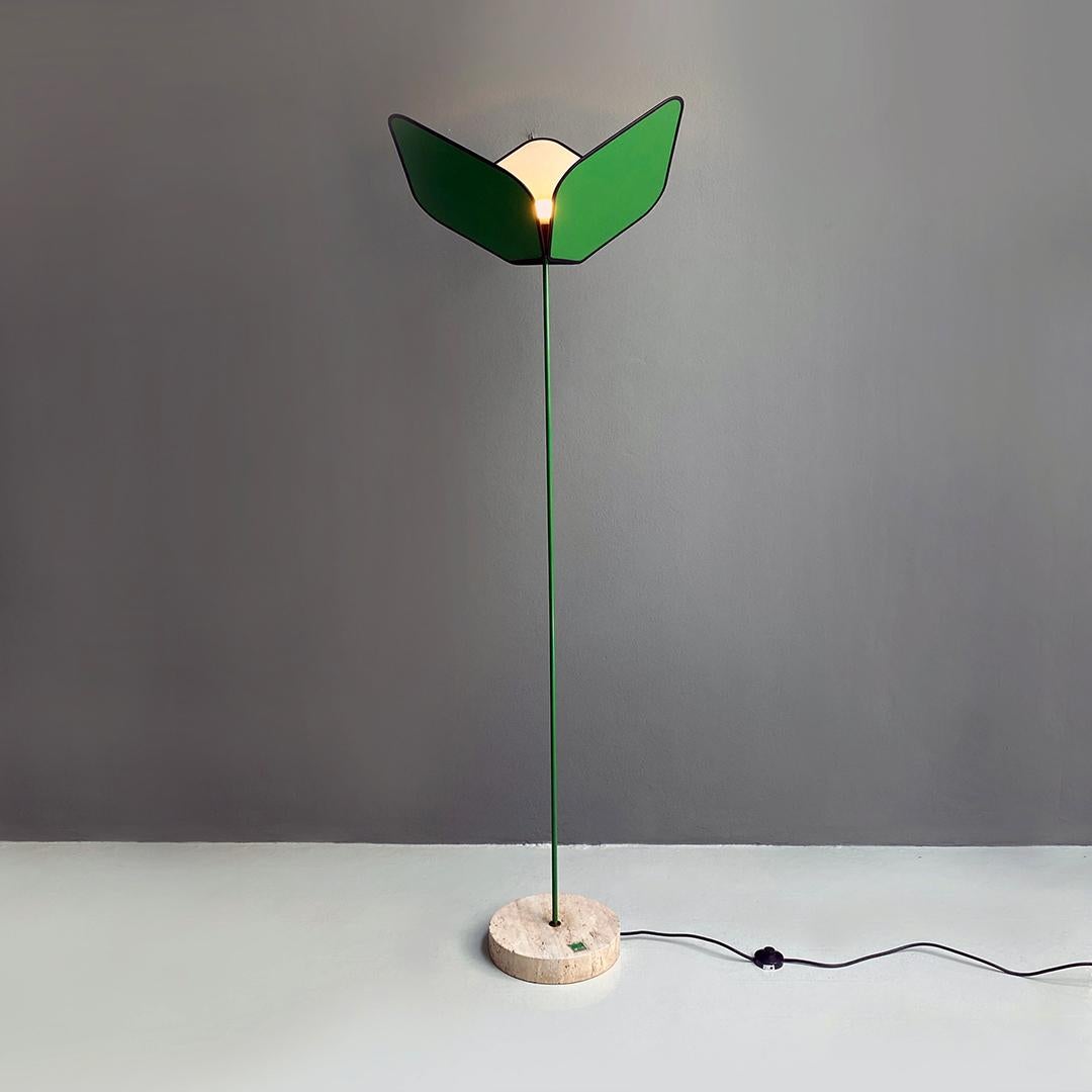 Italian post modern granite base and green and white metal stem and diffuser floor lamp by Ibis, 1980s.
Floor lamp with cylindrical base in granite and stem in metal rod diffuser, with open composed of three flat, pentagonal parts with rounded