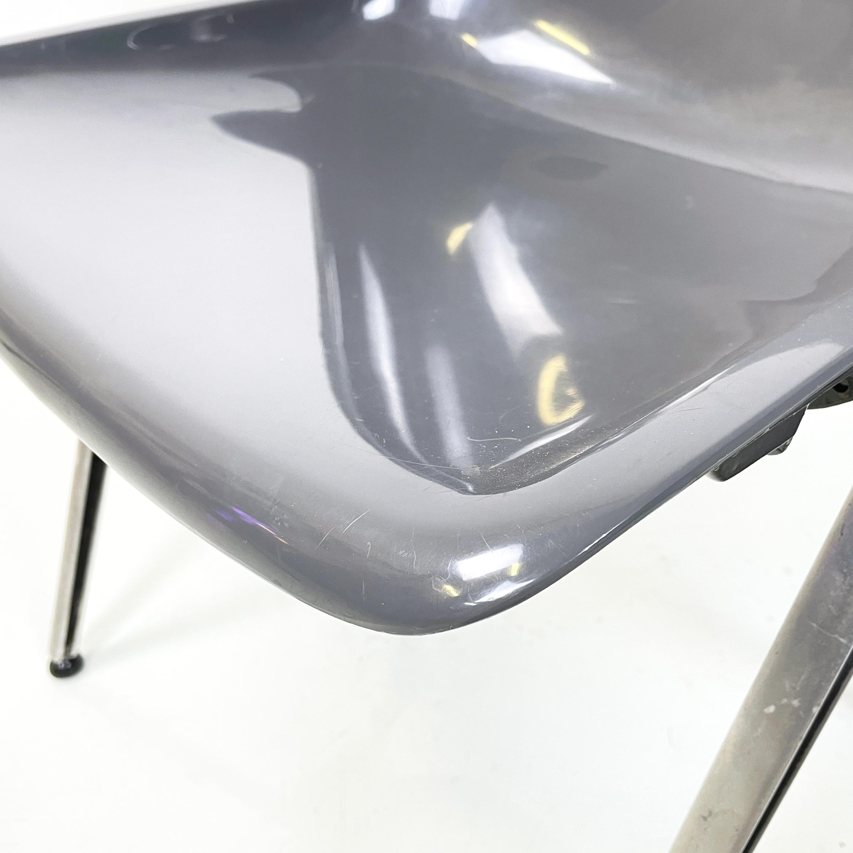 Italian modern Gray plastic aluminum Chair Modus SM 203 by Borsani Tecno, 1980s For Sale 1