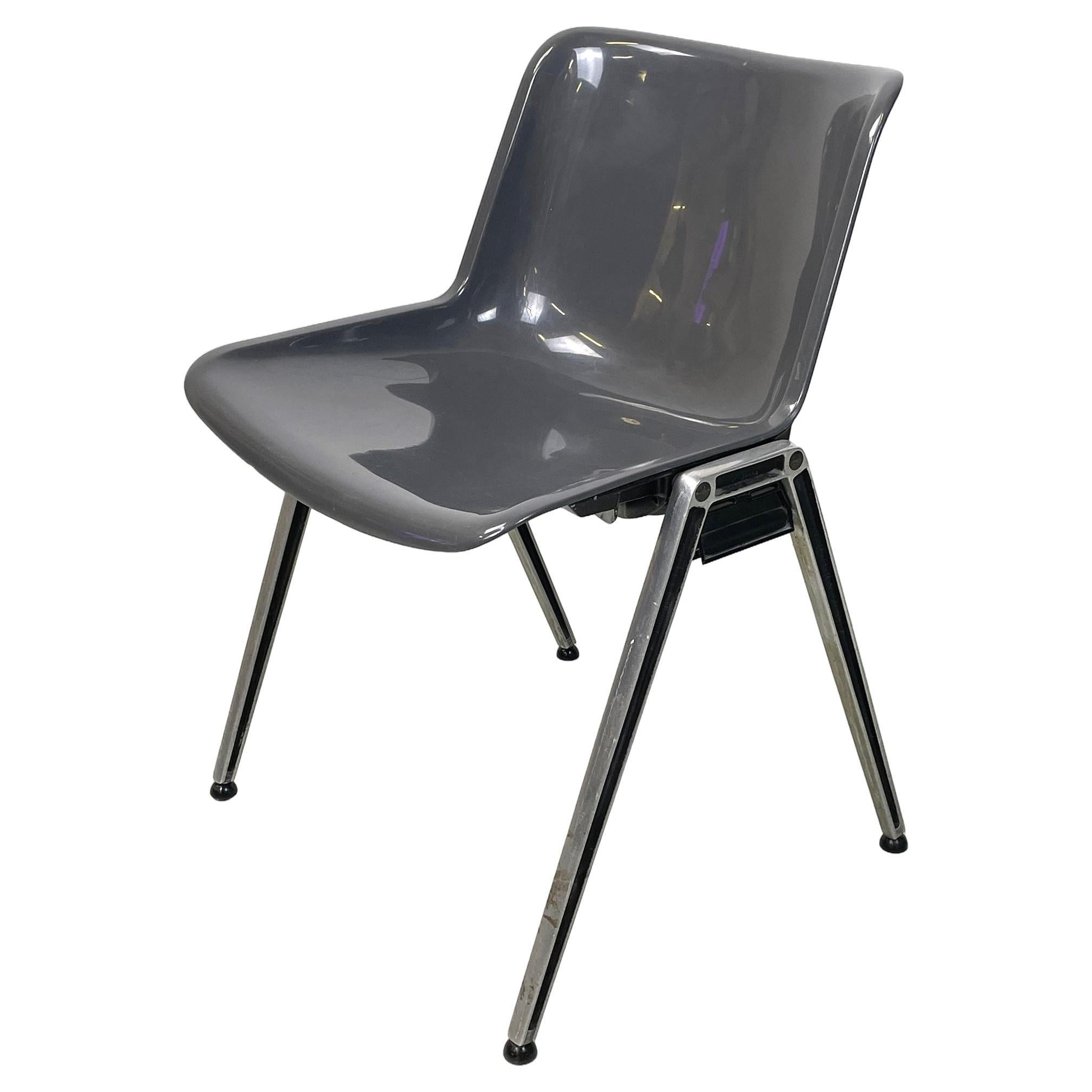 Italienischer moderner grauer Kunststoff-Aluminium-Stuhl Modus SM 203 von Borsani Tecno, 1980er Jahre