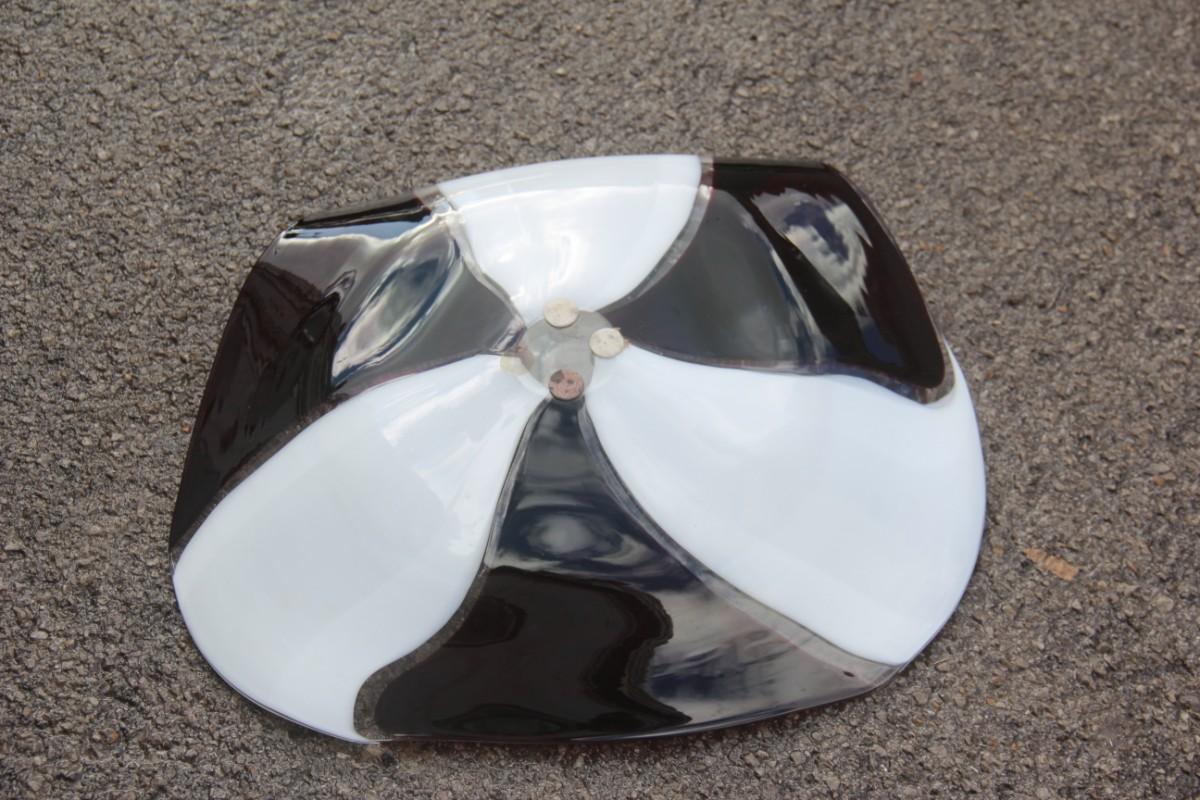 Gran Cuenco Moderno Italiano Diseño Licio Zanetti 1980 Blanco Violeta Forma Redonda en venta 4