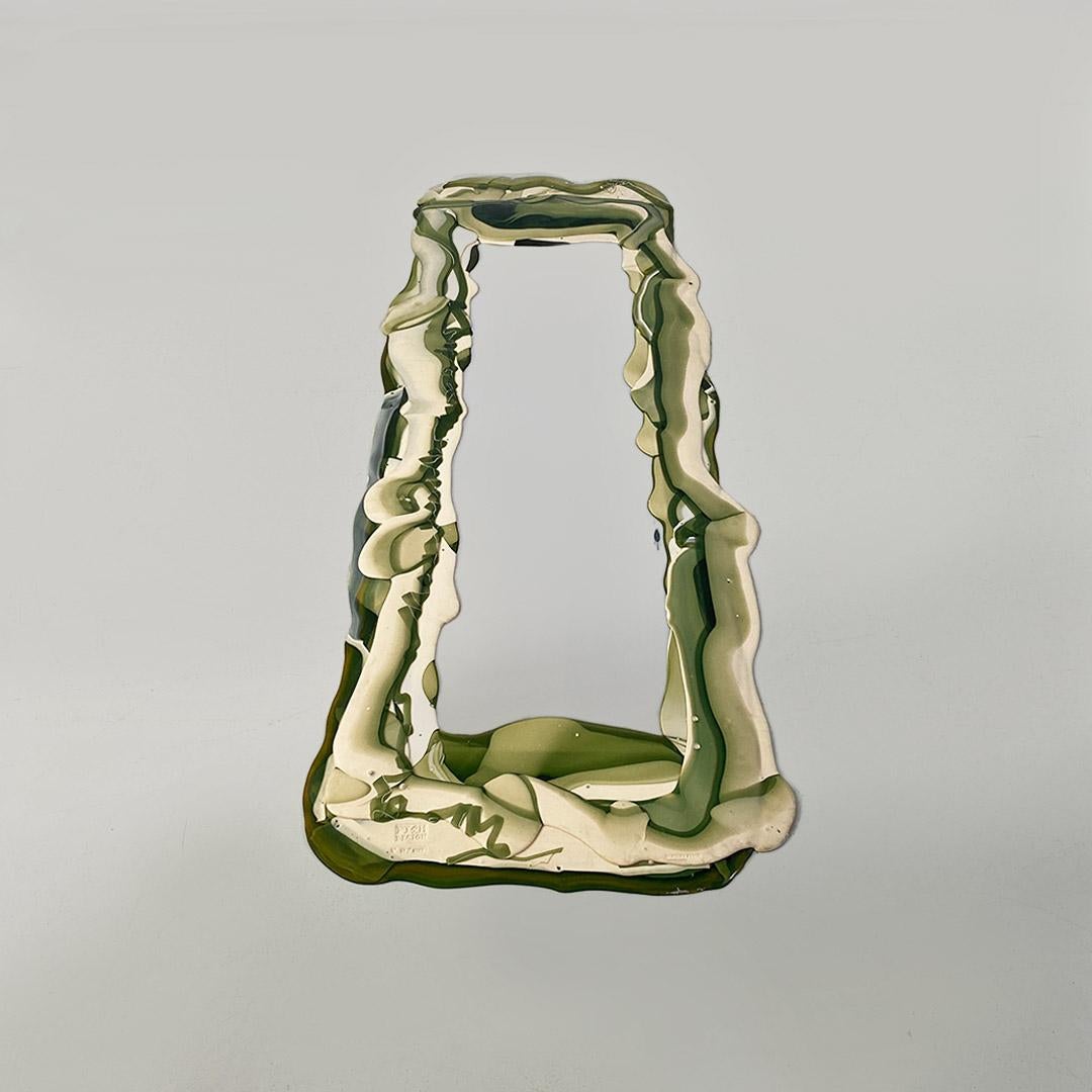Italian modern green and white resin mirror by Gaetano Pesce Fish Design 1980s For Sale 8