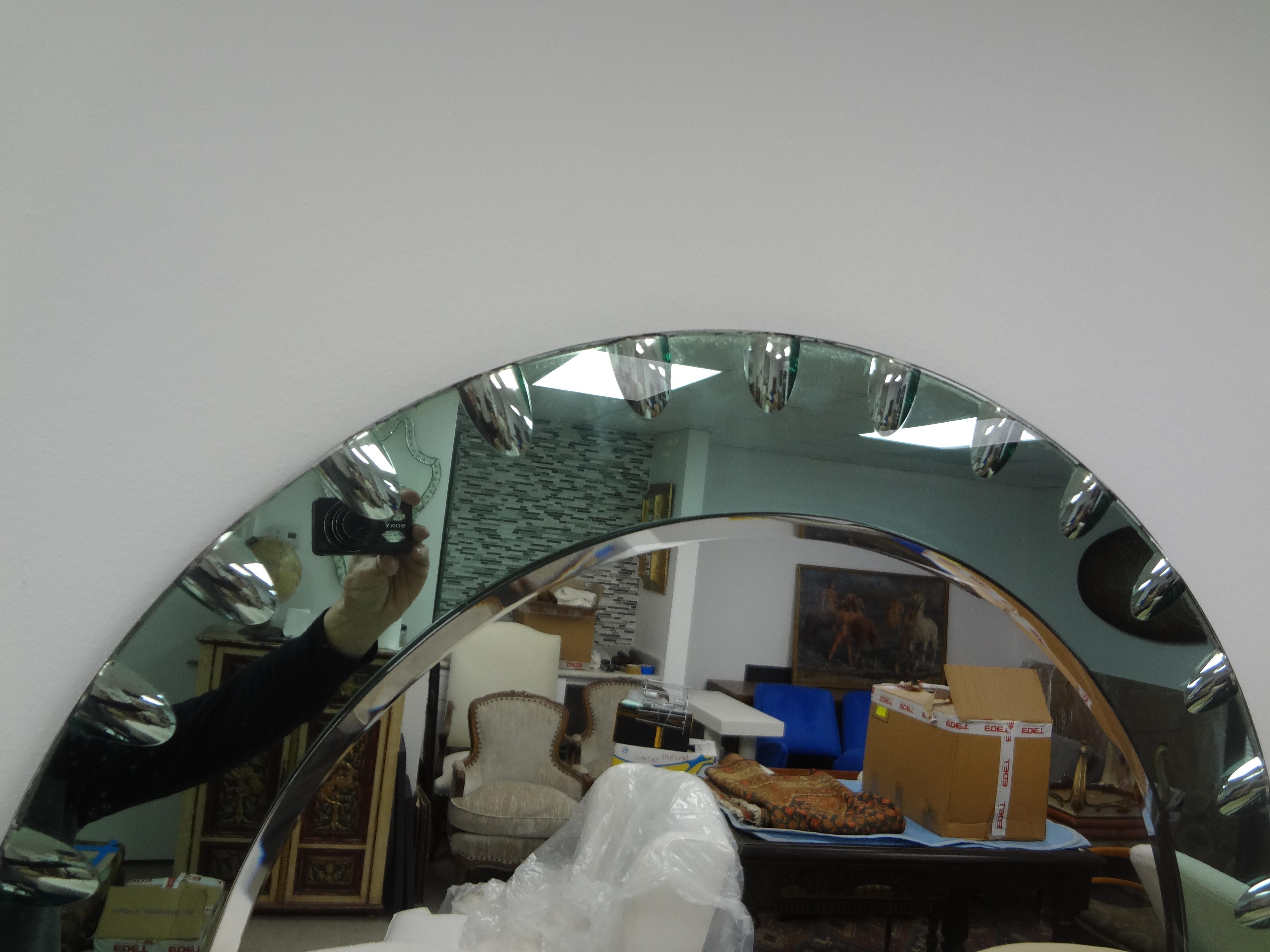 Italian Modern Green Beveled Mirror Inspired By Fontana Arte In Good Condition For Sale In Houston, TX