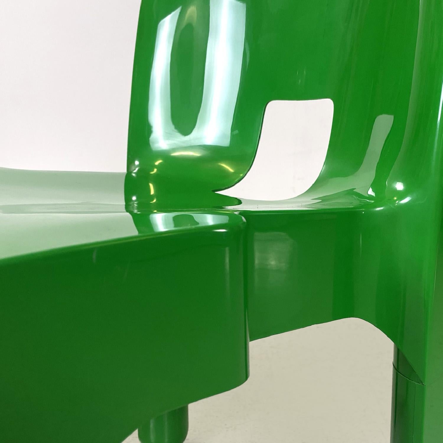 Chaises vertes modernes italiennes 4868 Universal Chair by Joe Colombo Kartell, 1970 Bon état - En vente à MIlano, IT