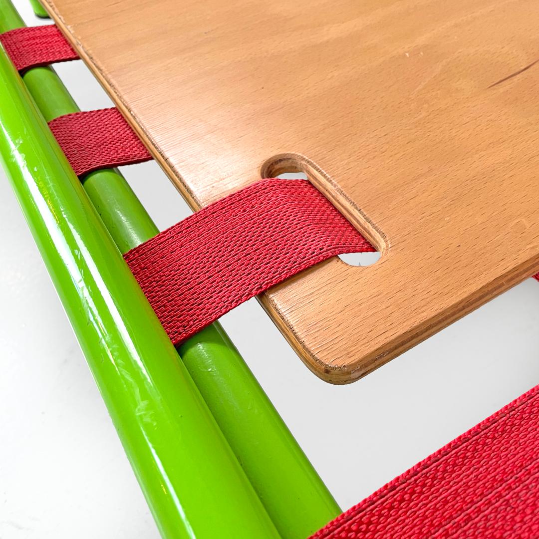 Italian modern green daybed or bed in metal and wood with red straps, 1980s For Sale 5