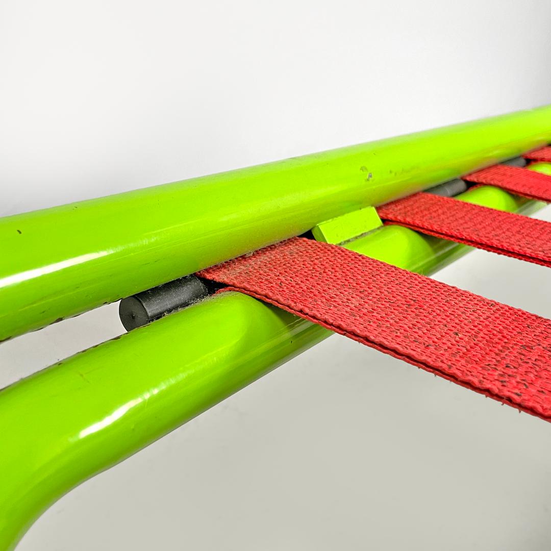 Italian modern green daybed or bed in metal and wood with red straps, 1980s For Sale 11