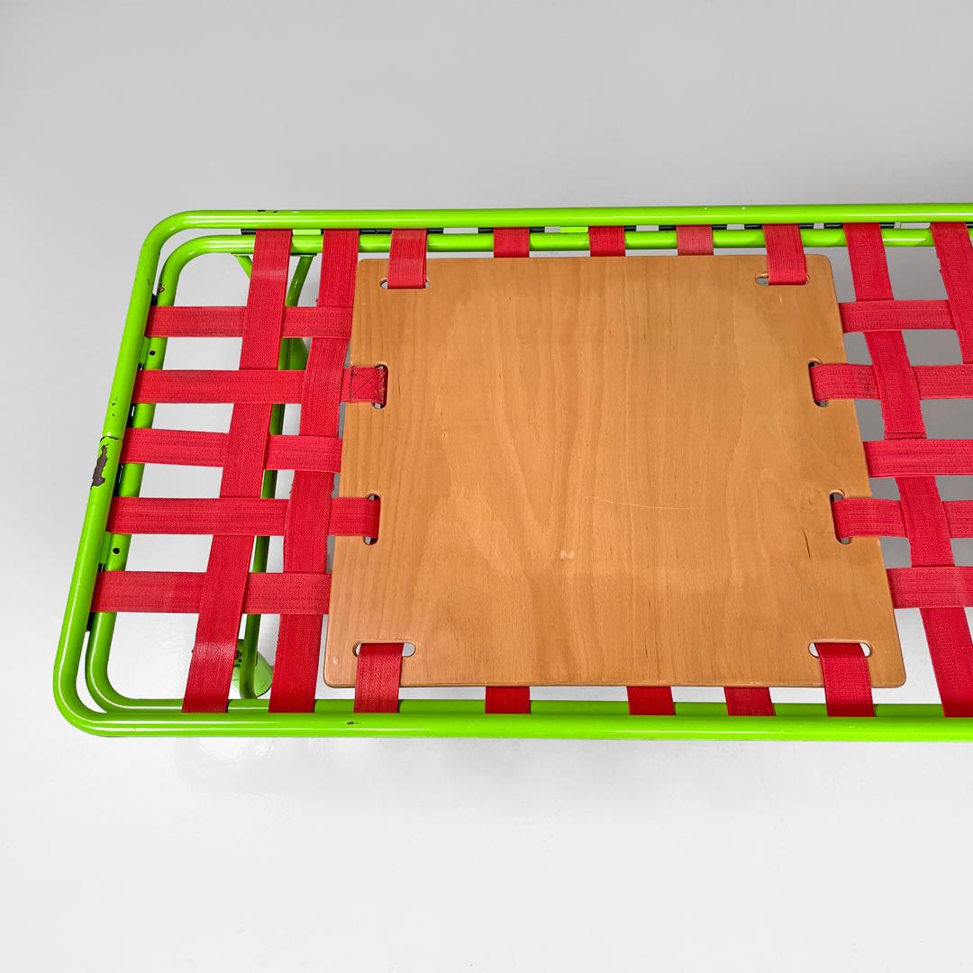 Italian modern green daybed or bed in metal and wood with red straps, 1980s For Sale 1