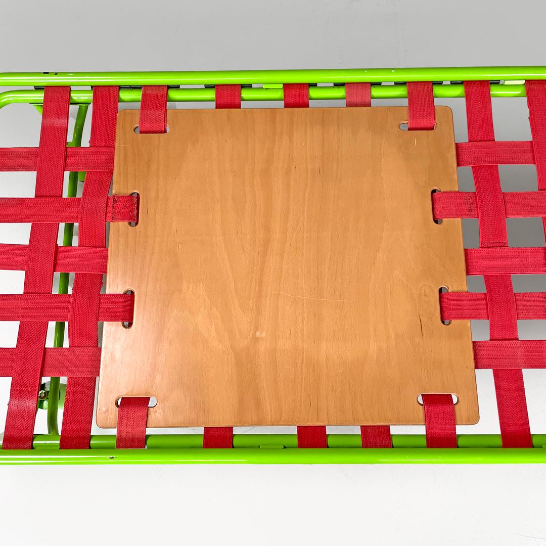 Italian modern green daybed or bed in metal and wood with red straps, 1980s For Sale 2